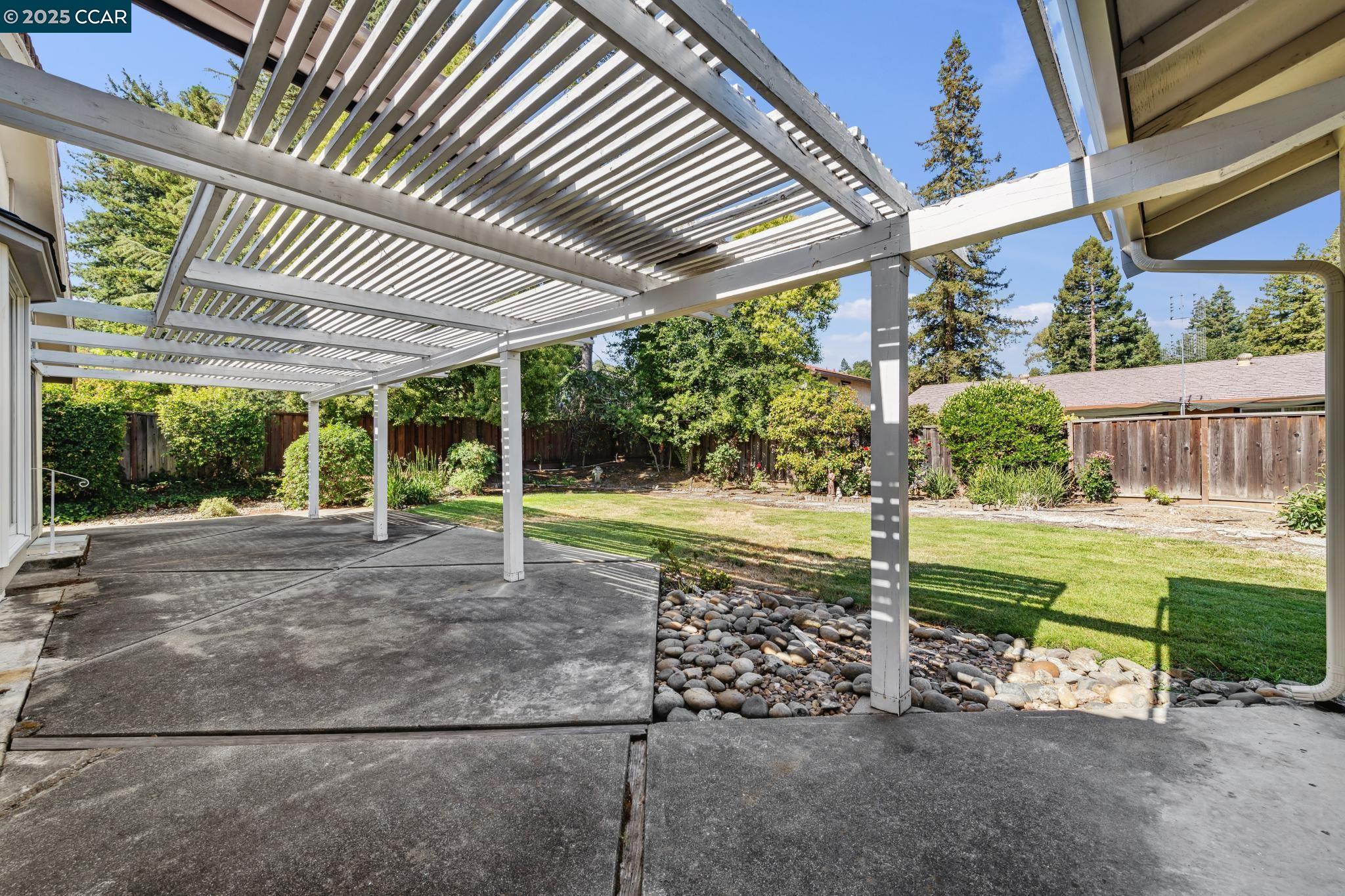 Detail Gallery Image 39 of 43 For 6722 Corte Segunda, Martinez,  CA 94553 - 4 Beds | 2 Baths