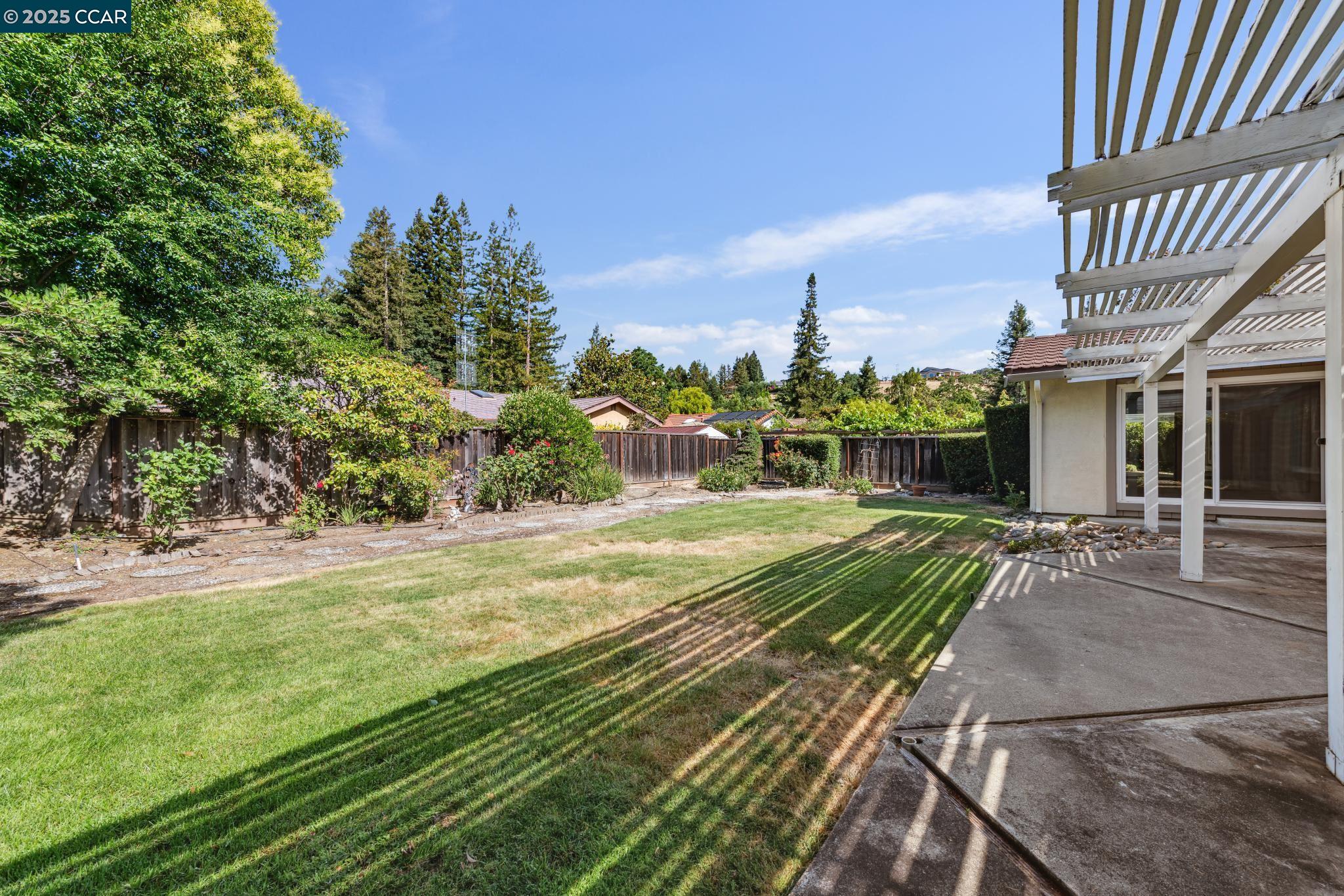 Detail Gallery Image 40 of 43 For 6722 Corte Segunda, Martinez,  CA 94553 - 4 Beds | 2 Baths