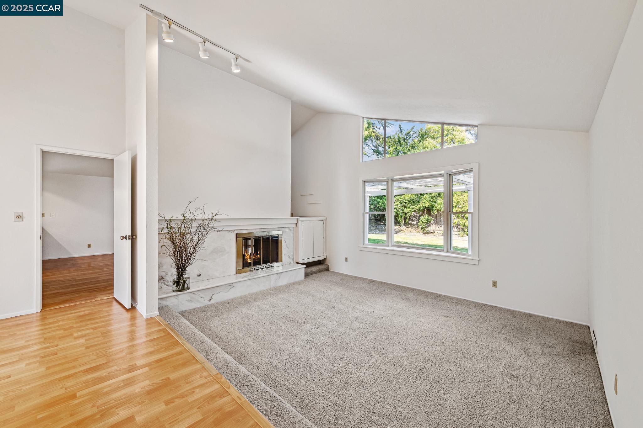 Detail Gallery Image 7 of 43 For 6722 Corte Segunda, Martinez,  CA 94553 - 4 Beds | 2 Baths