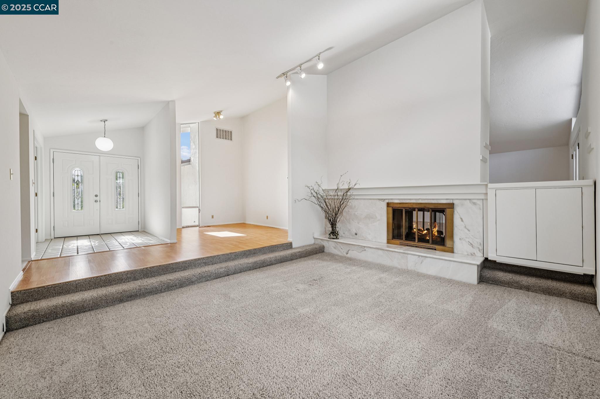 Detail Gallery Image 8 of 43 For 6722 Corte Segunda, Martinez,  CA 94553 - 4 Beds | 2 Baths
