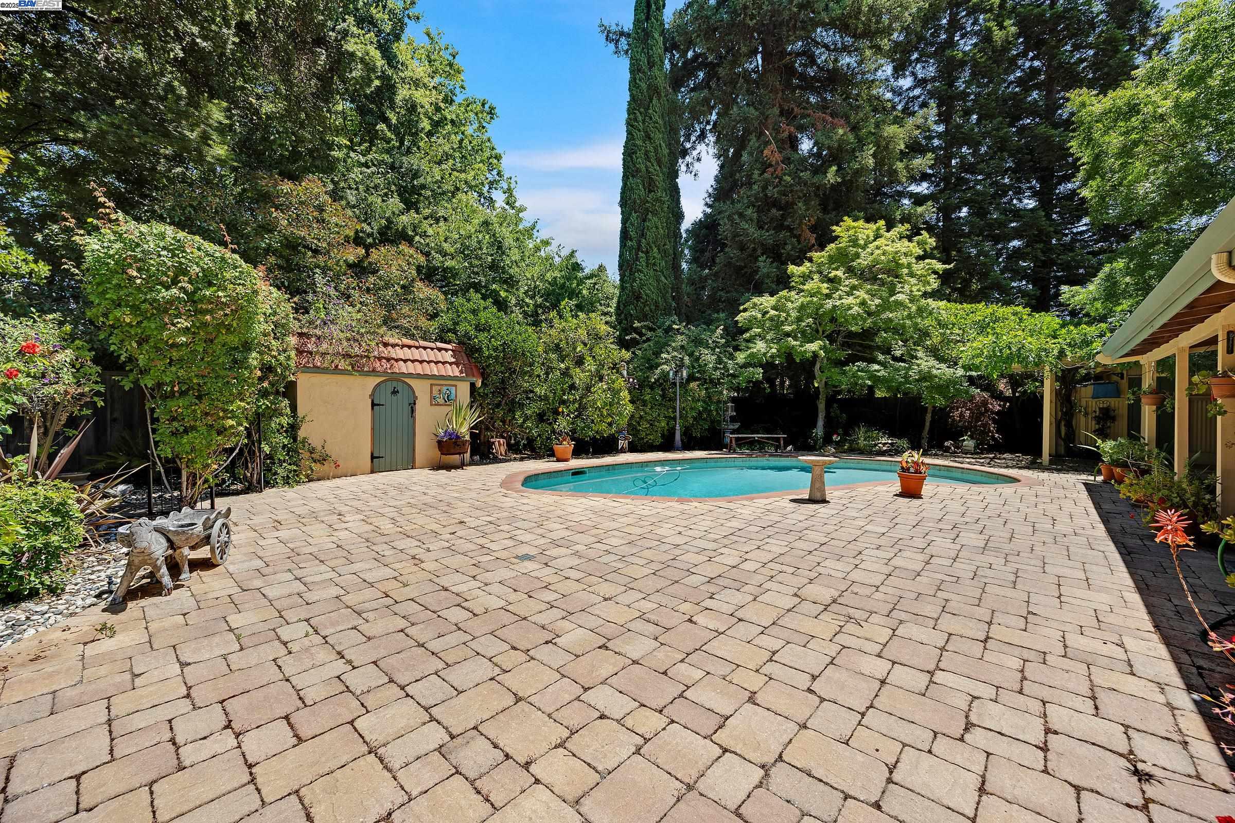 Detail Gallery Image 33 of 43 For 2849 Mi Elana Cir, Walnut Creek,  CA 94598 - 3 Beds | 2 Baths