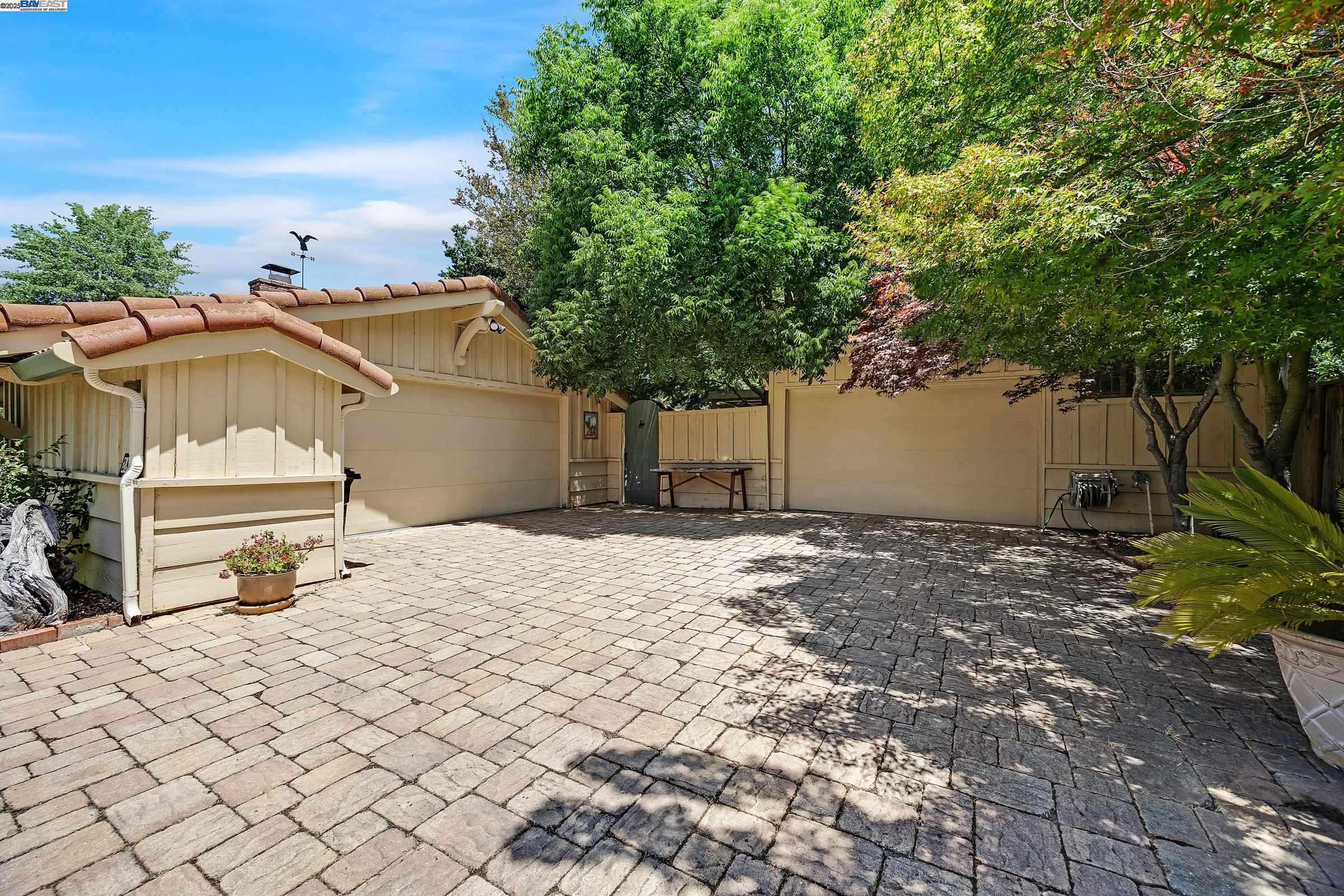 Detail Gallery Image 5 of 43 For 2849 Mi Elana Cir, Walnut Creek,  CA 94598 - 3 Beds | 2 Baths