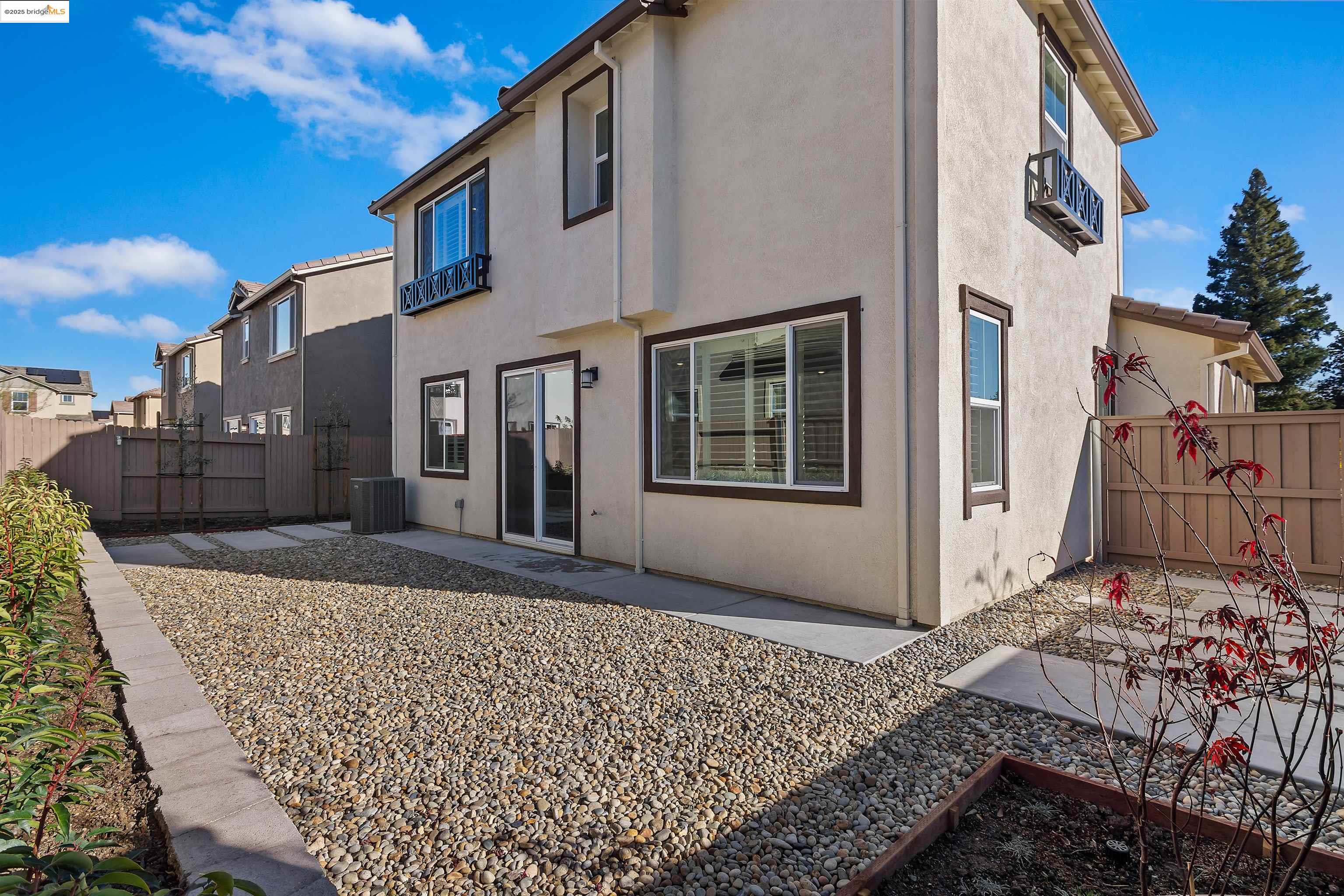 Detail Gallery Image 17 of 34 For 3012 Vasquez Court, Vacaville,  CA 95688 - 4 Beds | 3 Baths