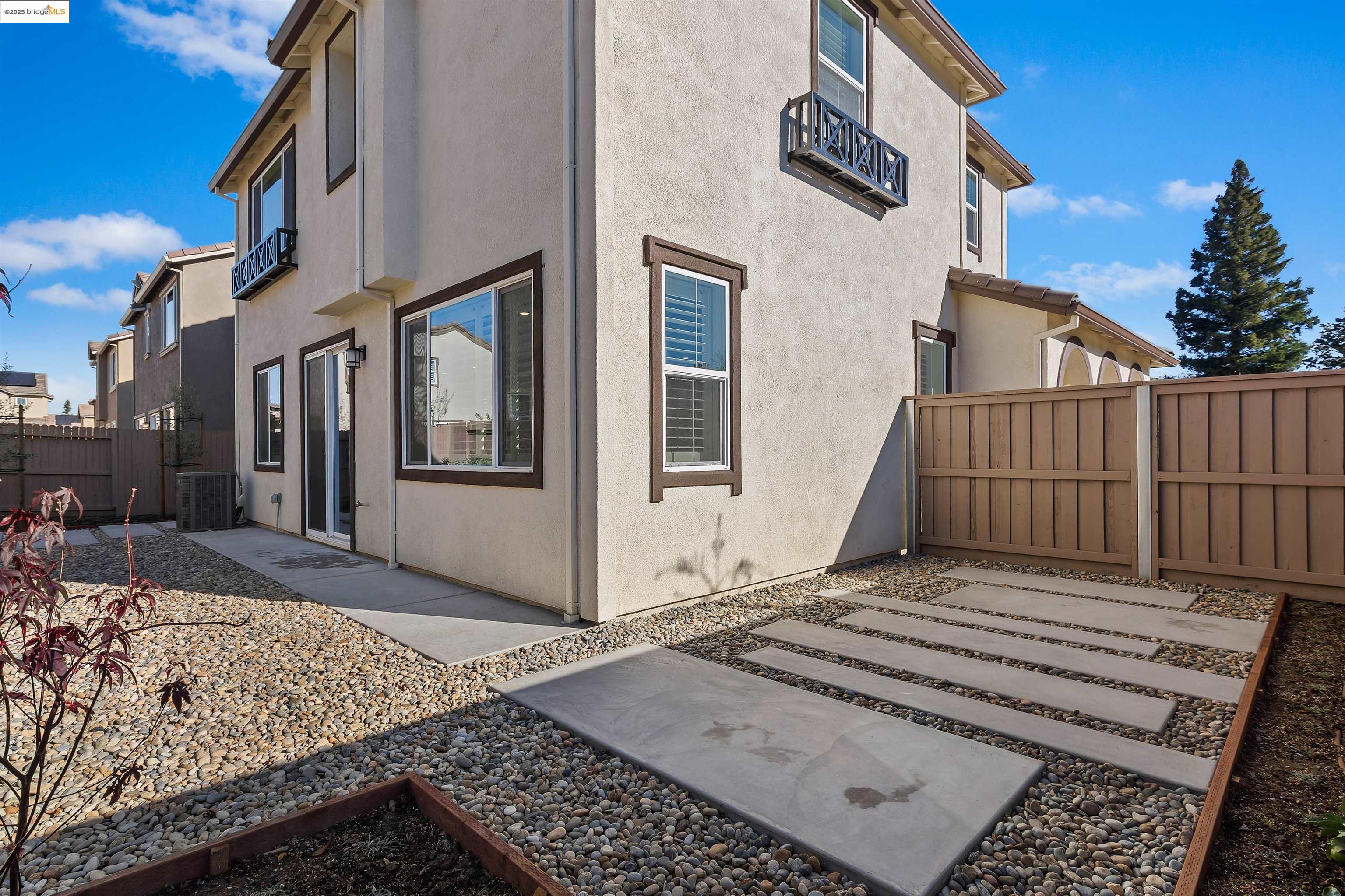 Detail Gallery Image 19 of 34 For 3012 Vasquez Court, Vacaville,  CA 95688 - 4 Beds | 3 Baths