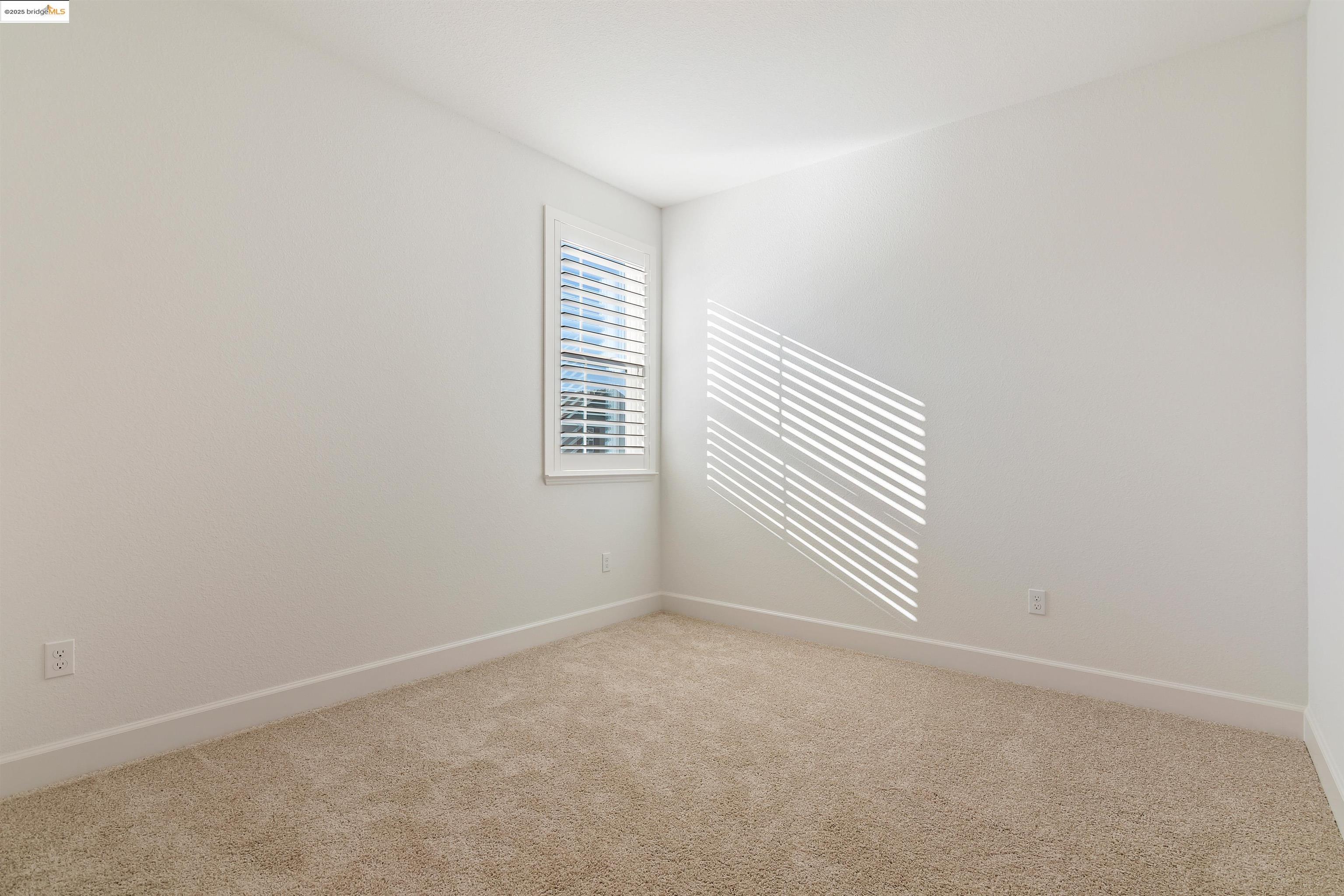 Detail Gallery Image 25 of 34 For 3012 Vasquez Court, Vacaville,  CA 95688 - 4 Beds | 3 Baths