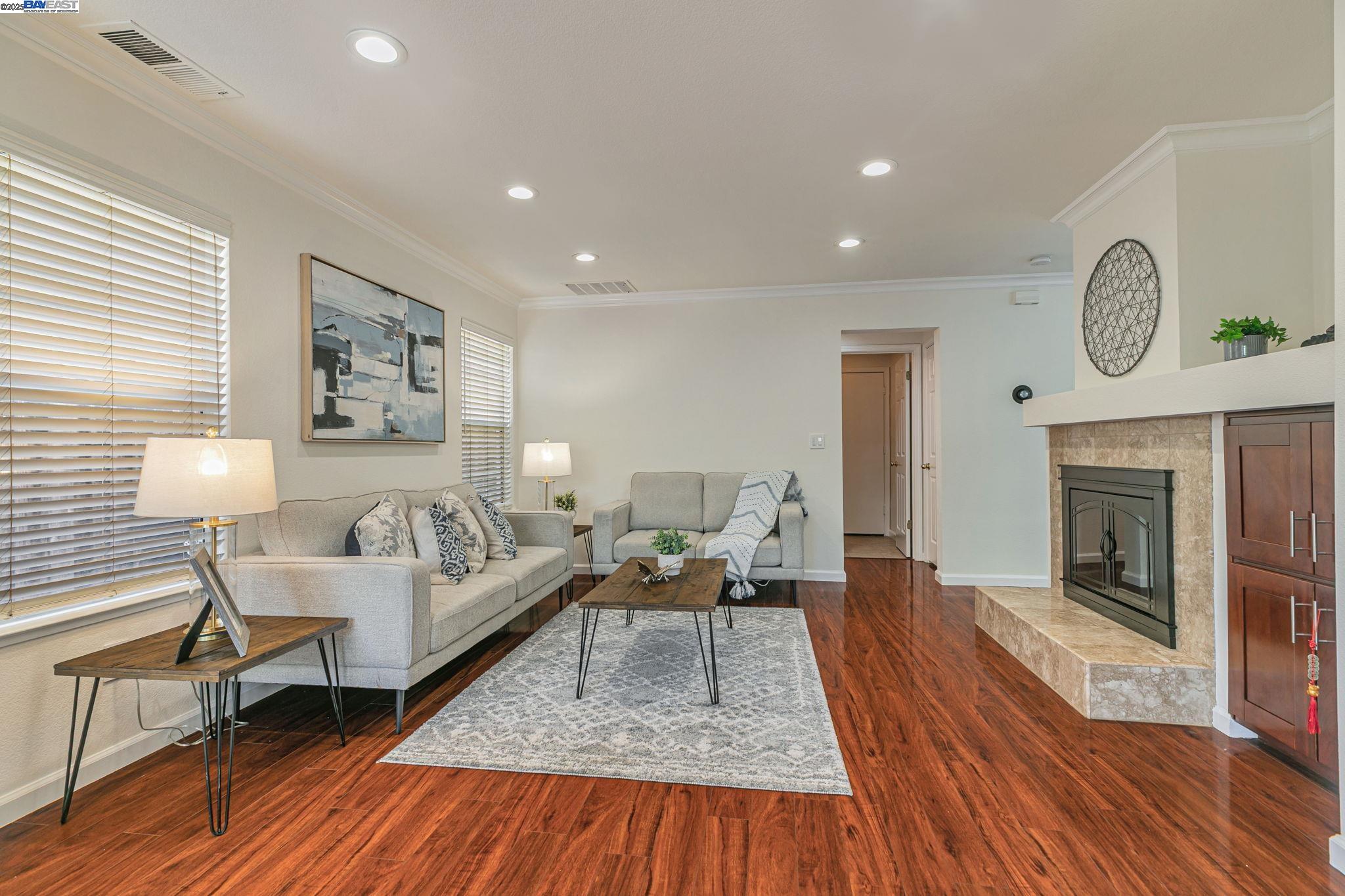 Detail Gallery Image 13 of 42 For 457 Calistoga Cir, Fremont,  CA 94536 - 3 Beds | 2/1 Baths