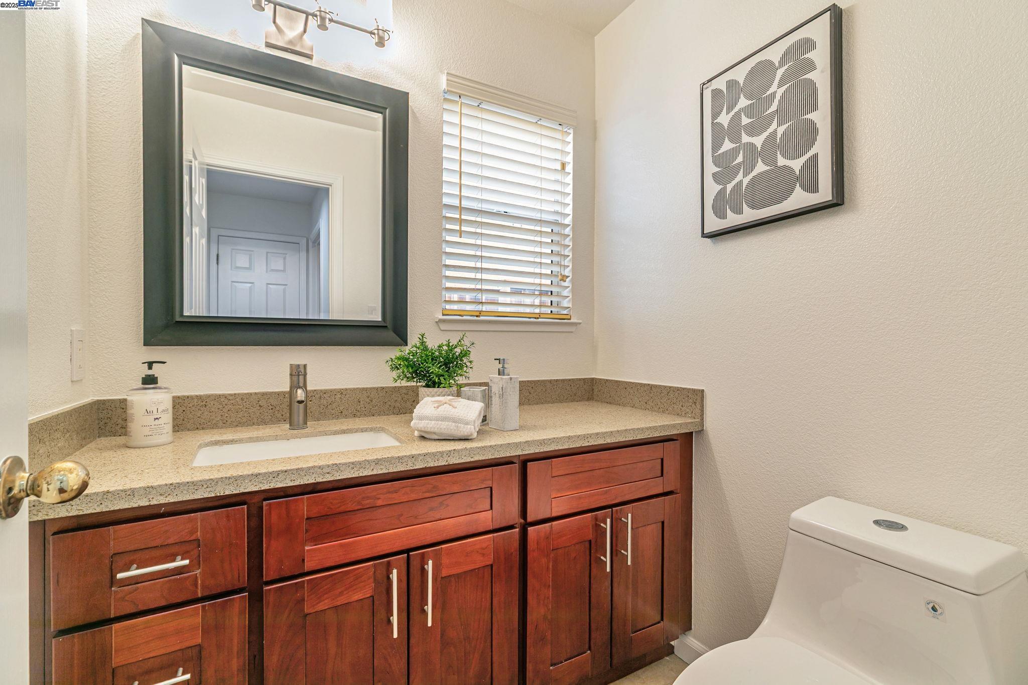 Detail Gallery Image 33 of 42 For 457 Calistoga Cir, Fremont,  CA 94536 - 3 Beds | 2/1 Baths