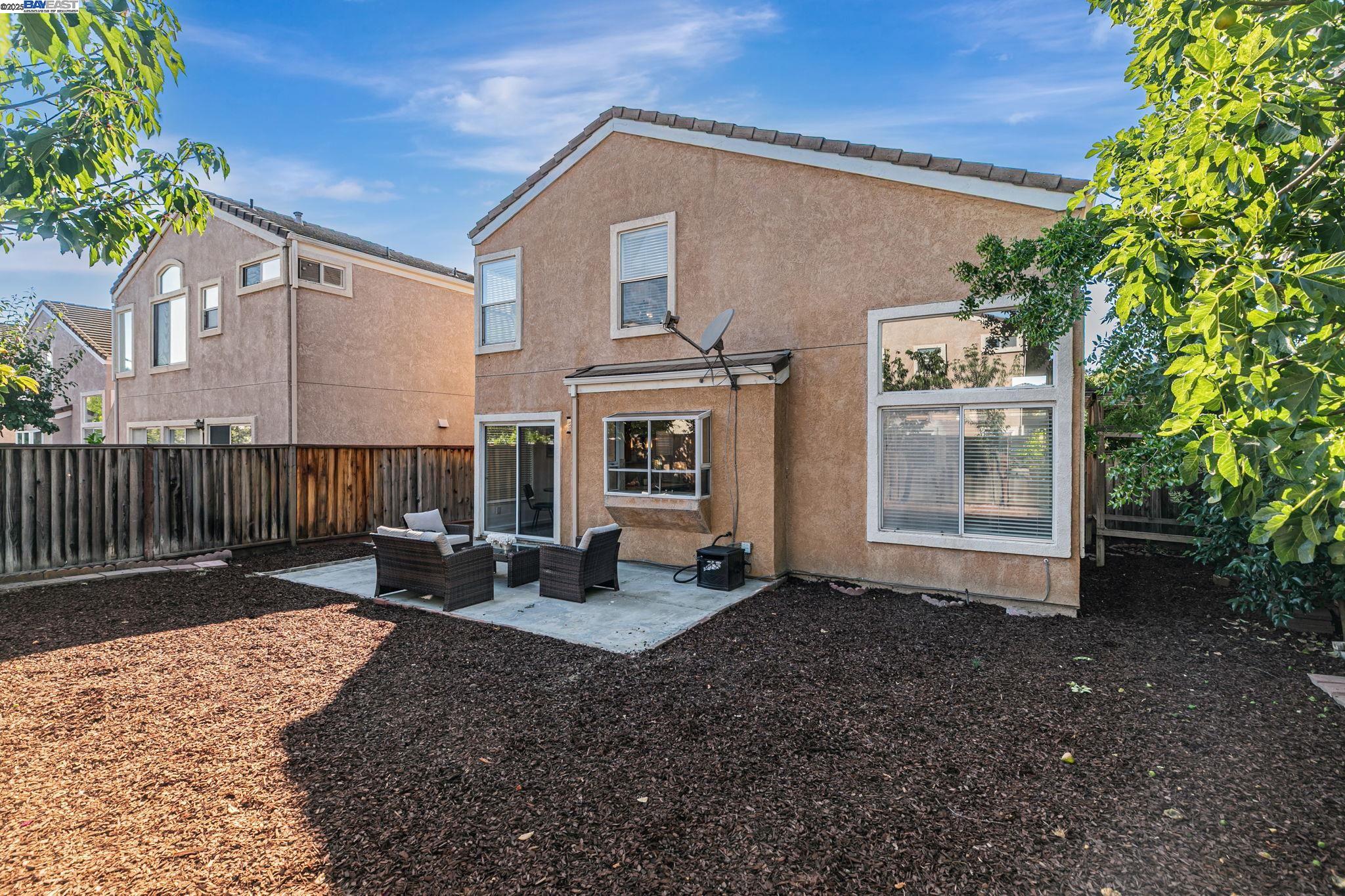 Detail Gallery Image 36 of 42 For 457 Calistoga Cir, Fremont,  CA 94536 - 3 Beds | 2/1 Baths