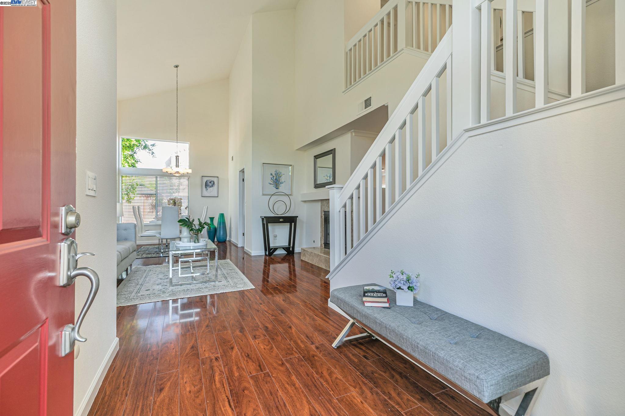 Detail Gallery Image 5 of 42 For 457 Calistoga Cir, Fremont,  CA 94536 - 3 Beds | 2/1 Baths
