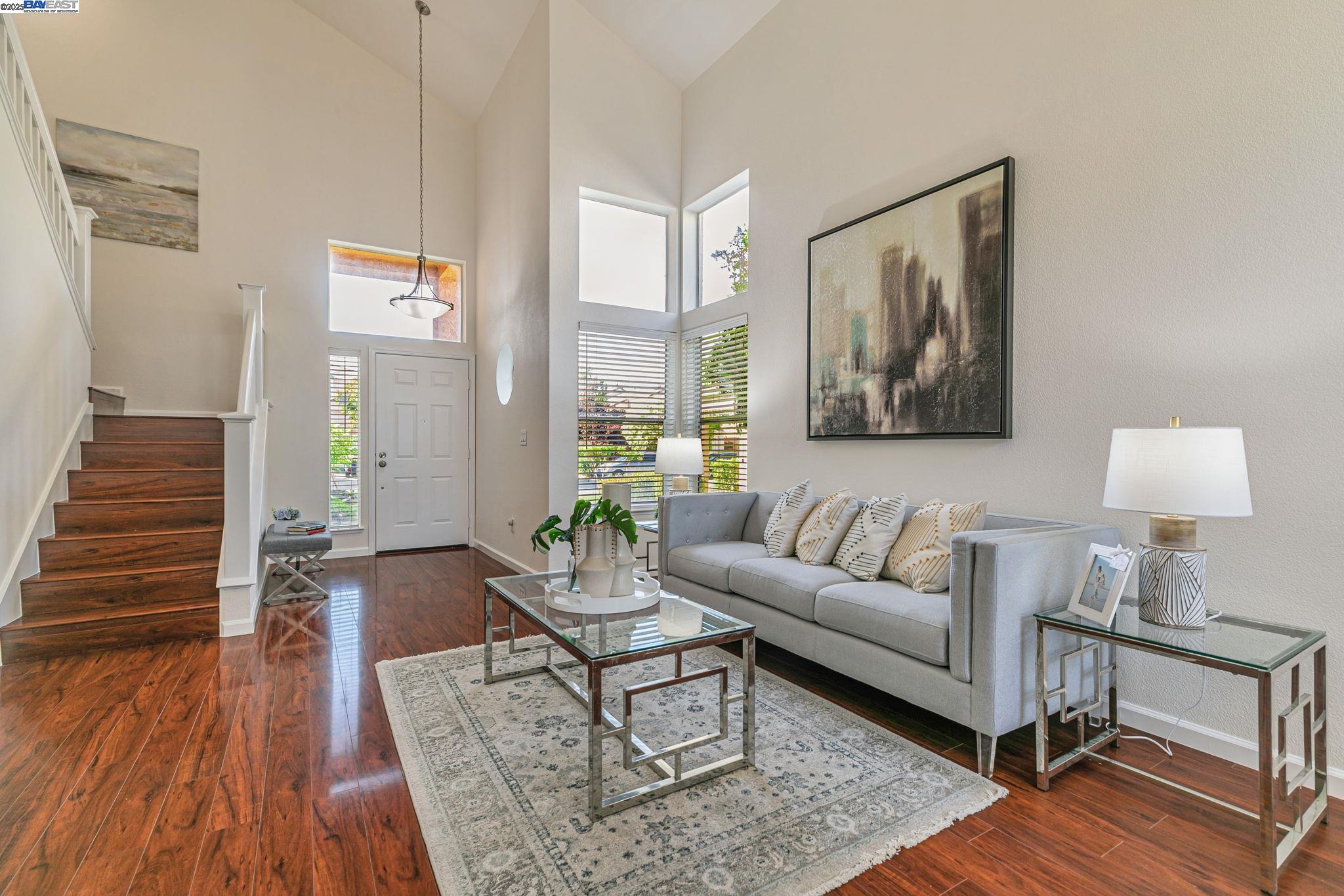 Detail Gallery Image 8 of 42 For 457 Calistoga Cir, Fremont,  CA 94536 - 3 Beds | 2/1 Baths