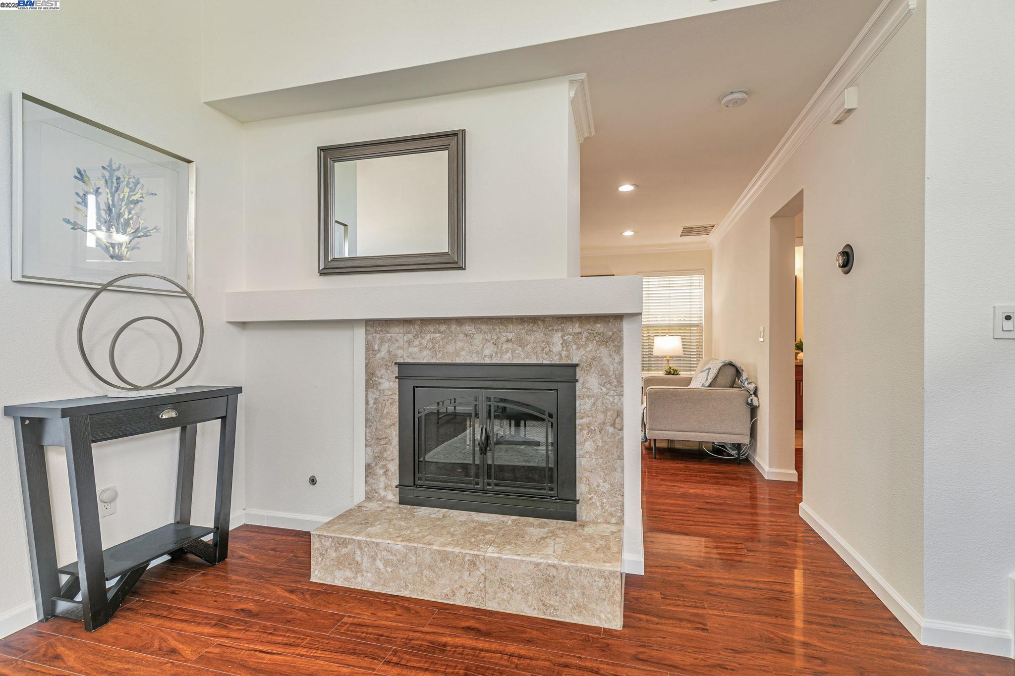 Detail Gallery Image 10 of 42 For 457 Calistoga Cir, Fremont,  CA 94536 - 3 Beds | 2/1 Baths