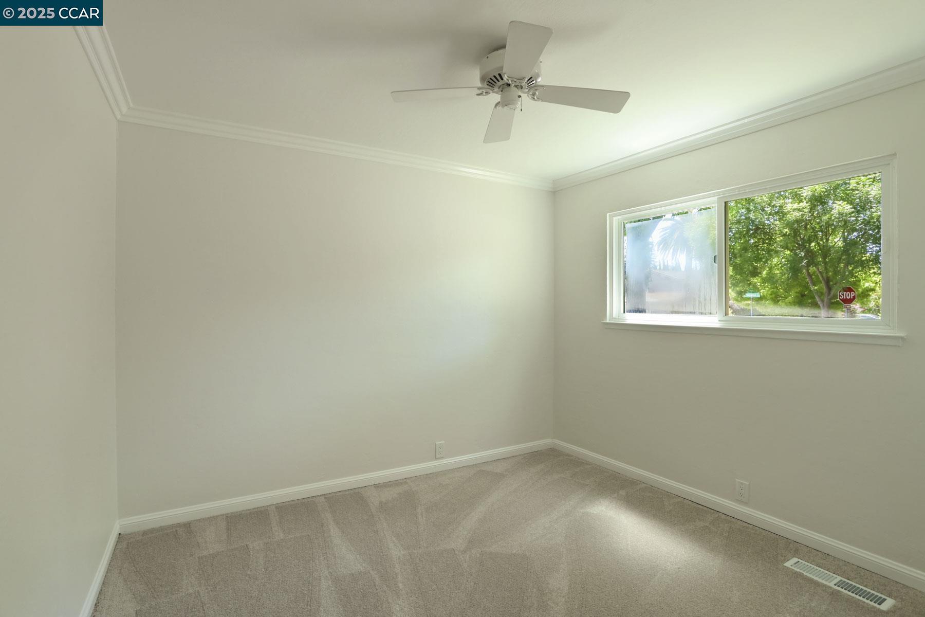 Detail Gallery Image 19 of 33 For 4697 Canary Dr, Pleasanton,  CA 94566 - 4 Beds | 2 Baths