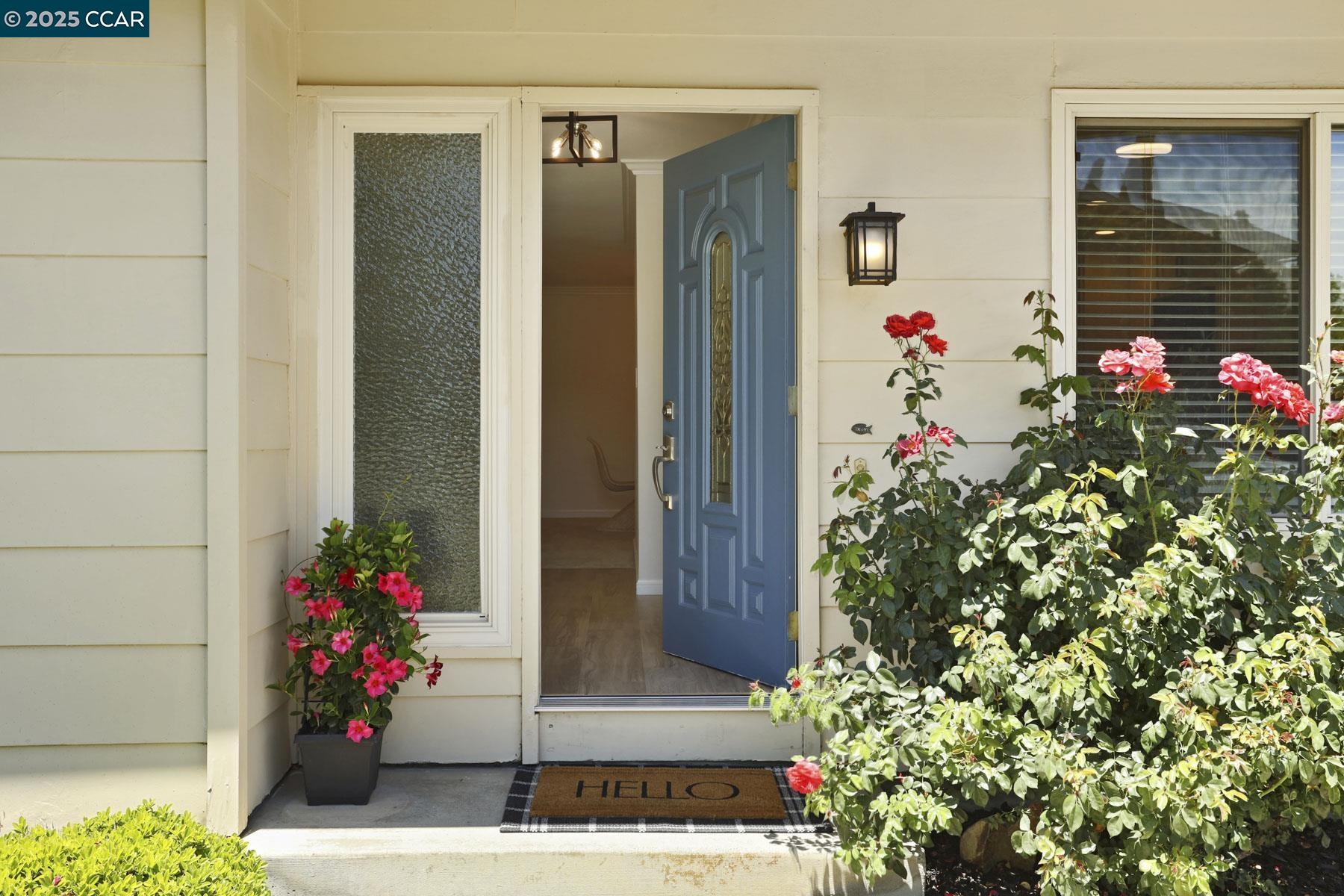 Detail Gallery Image 3 of 33 For 4697 Canary Dr, Pleasanton,  CA 94566 - 4 Beds | 2 Baths