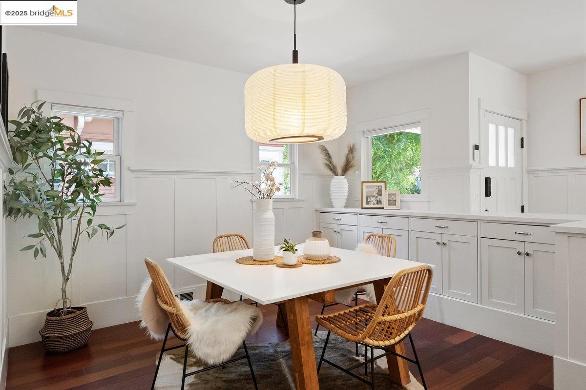 Detail Gallery Image 11 of 60 For 480 58th St, Oakland,  CA 94609 - 3 Beds | 3 Baths