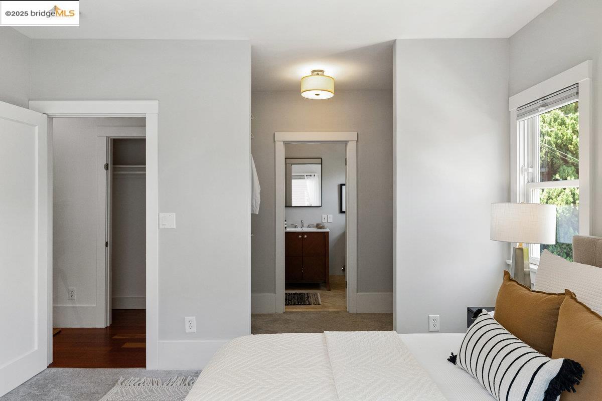 Detail Gallery Image 30 of 60 For 480 58th St, Oakland,  CA 94609 - 3 Beds | 3 Baths