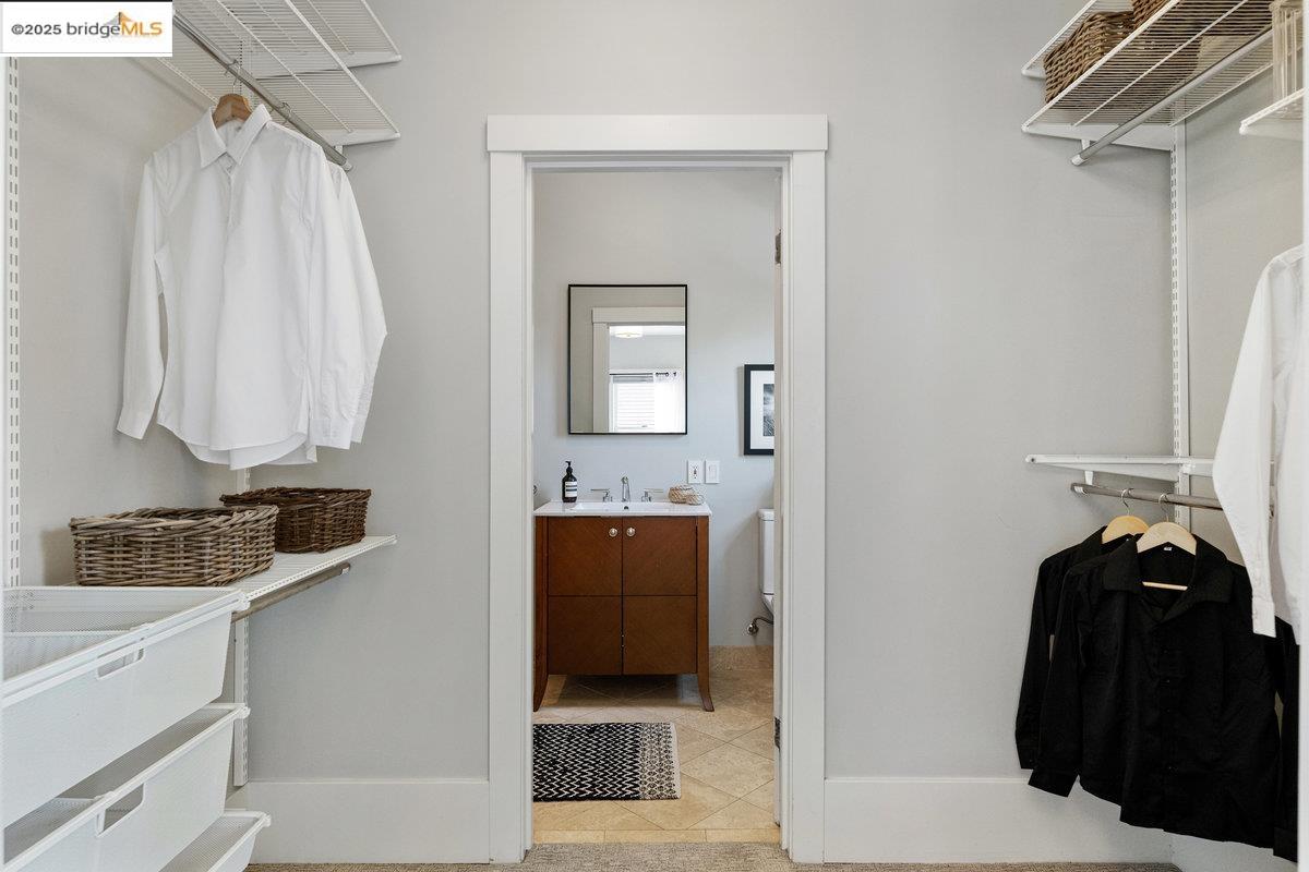 Detail Gallery Image 31 of 60 For 480 58th St, Oakland,  CA 94609 - 3 Beds | 3 Baths