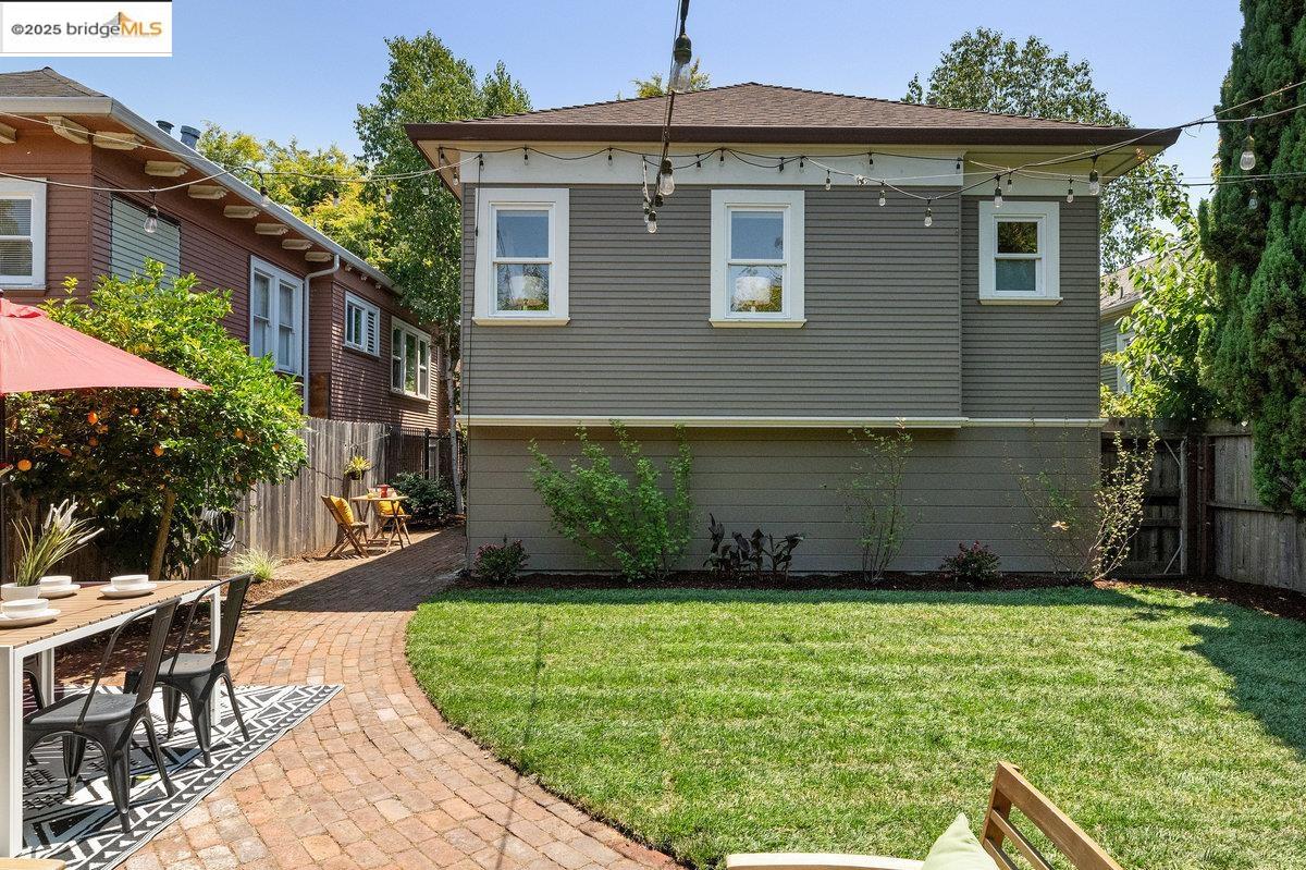 Detail Gallery Image 51 of 60 For 480 58th St, Oakland,  CA 94609 - 3 Beds | 3 Baths