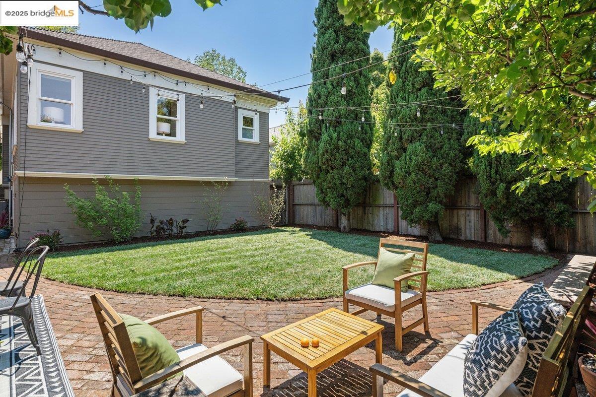 Detail Gallery Image 52 of 60 For 480 58th St, Oakland,  CA 94609 - 3 Beds | 3 Baths