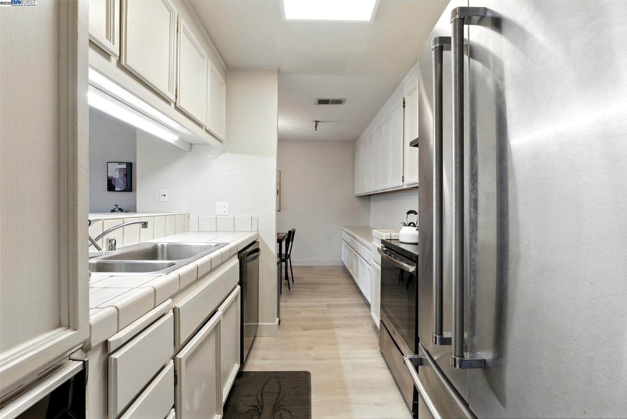 Photo #7: 41103819 Listing: Photo #7