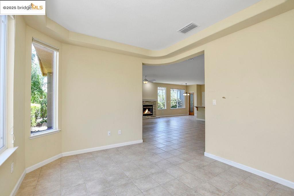 Detail Gallery Image 12 of 37 For 350 Atlantic Dr, Rio Vista,  CA 94571 - 2 Beds | 2 Baths