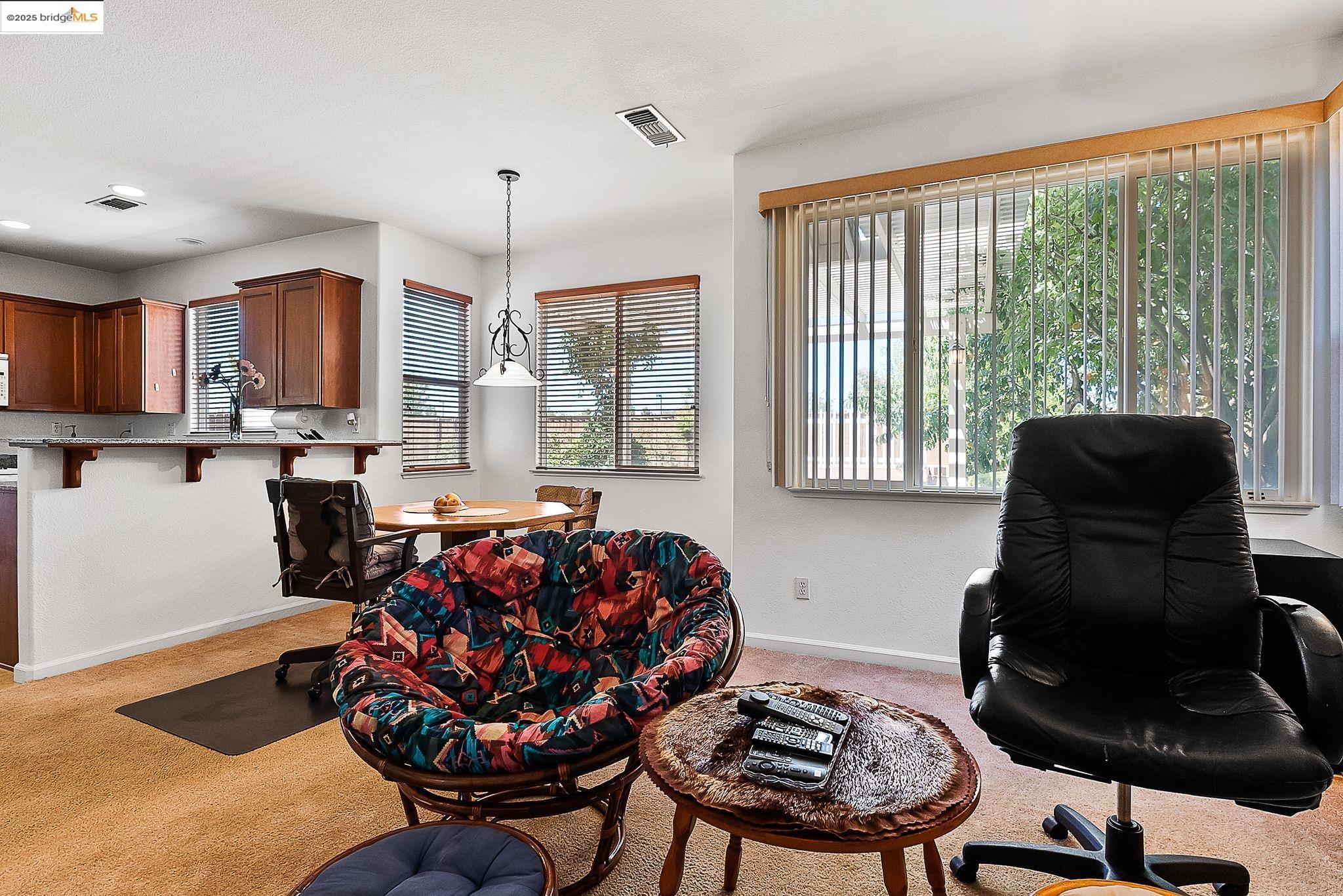 Detail Gallery Image 18 of 59 For 38 Grand Canyon Cir, Oakley,  CA 94561 - 4 Beds | 3 Baths