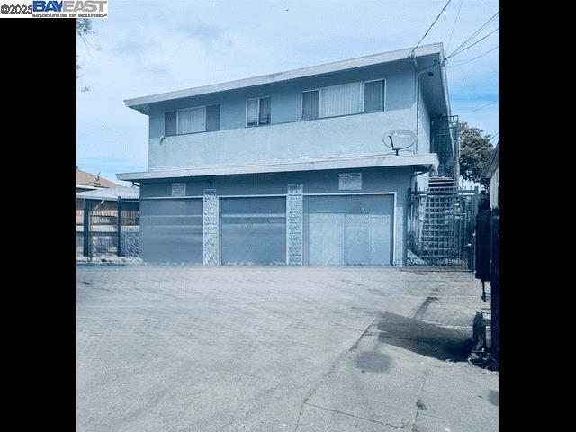 Detail Gallery Image 1 of 9 For 1927 82nd Ave, Oakland,  CA 94621 - – Beds | – Baths