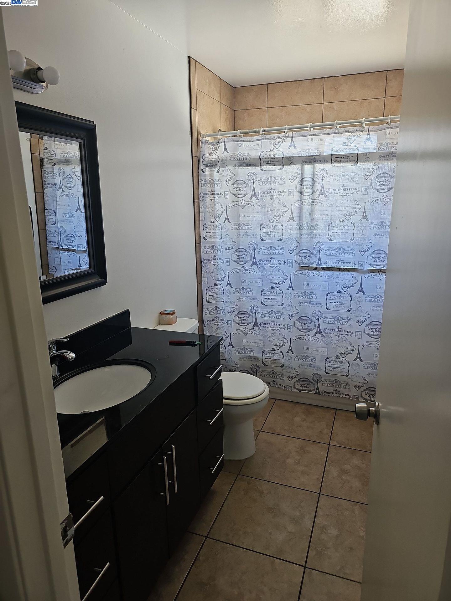 Detail Gallery Image 8 of 11 For 1927 82nd Ave, Oakland,  CA 94621 - – Beds | – Baths