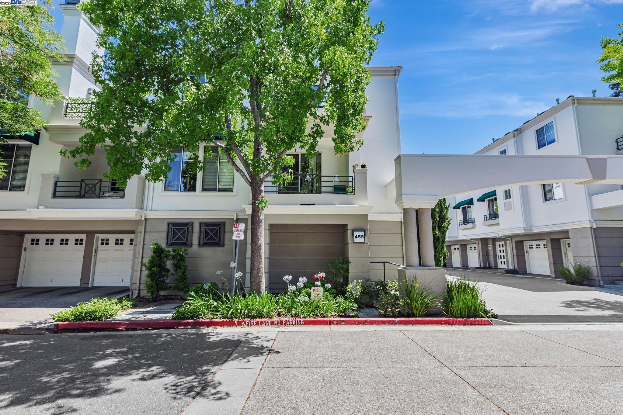 Detail Gallery Image 2 of 38 For 455 Navaro Way #201,  San Jose,  CA 95134 - 1 Beds | 1 Baths