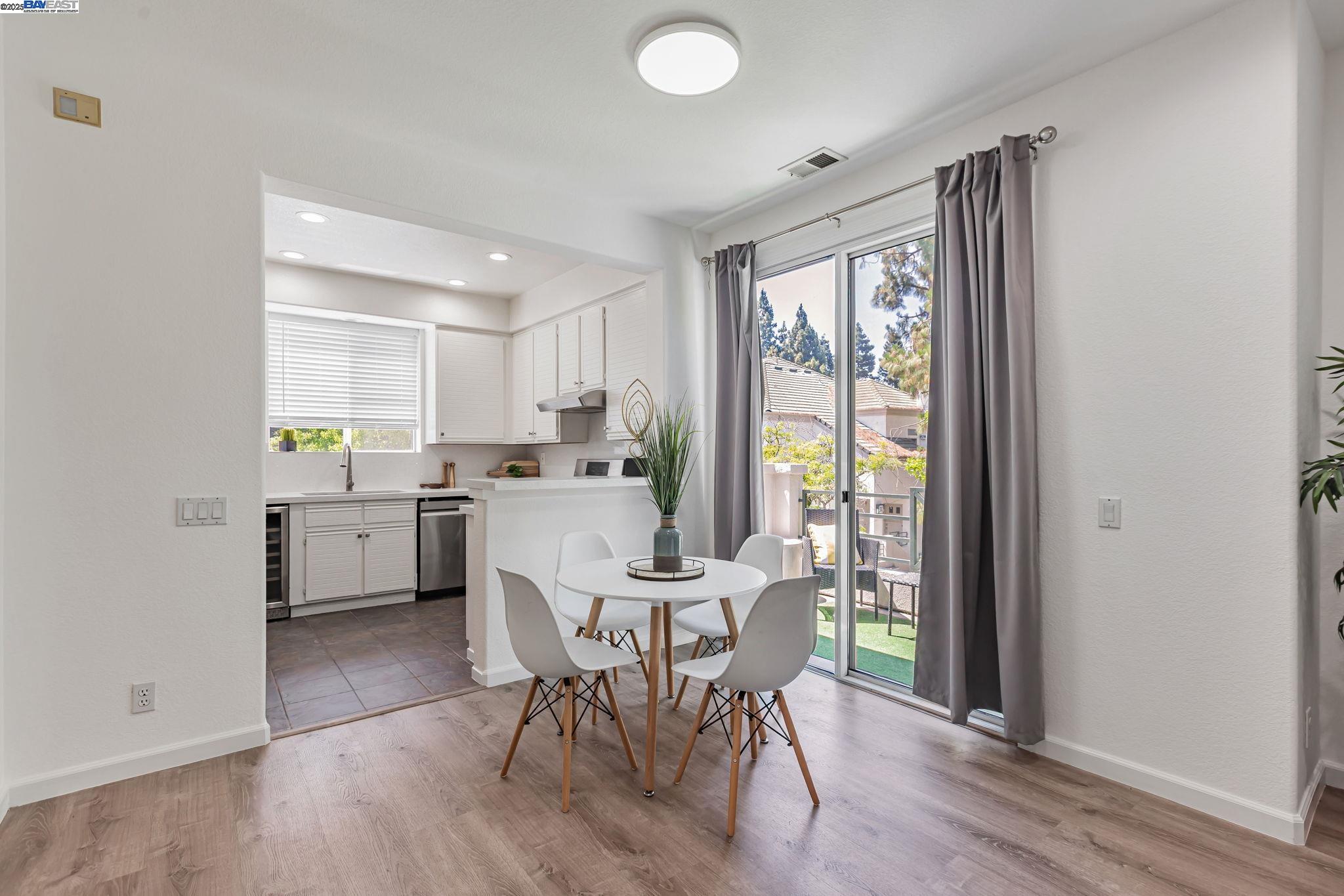 Detail Gallery Image 14 of 38 For 455 Navaro Way #201,  San Jose,  CA 95134 - 1 Beds | 1 Baths