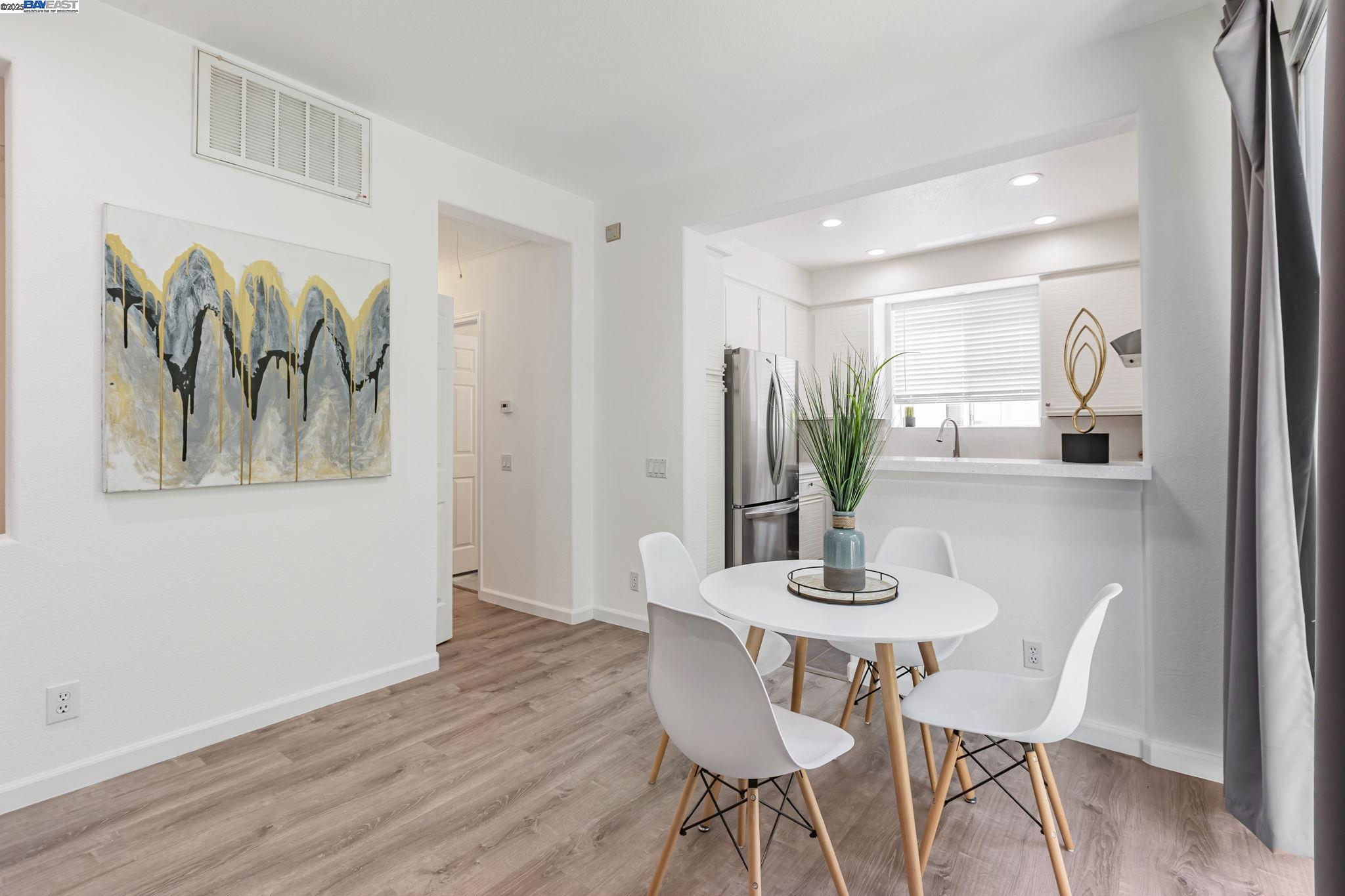 Detail Gallery Image 15 of 38 For 455 Navaro Way #201,  San Jose,  CA 95134 - 1 Beds | 1 Baths