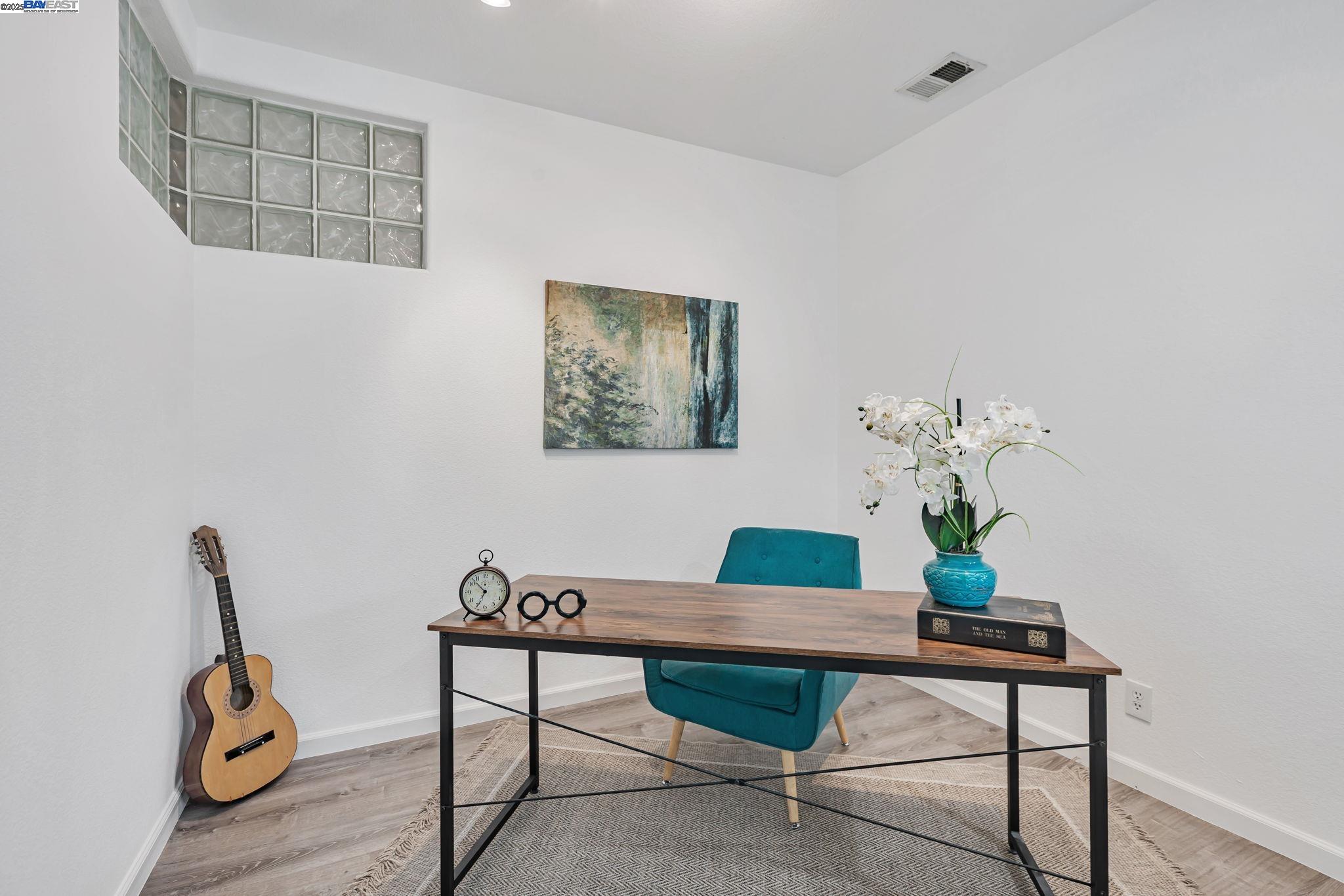 Detail Gallery Image 17 of 38 For 455 Navaro Way #201,  San Jose,  CA 95134 - 1 Beds | 1 Baths