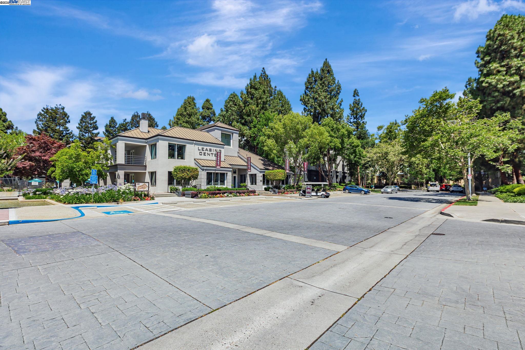 Detail Gallery Image 31 of 38 For 455 Navaro Way #201,  San Jose,  CA 95134 - 1 Beds | 1 Baths