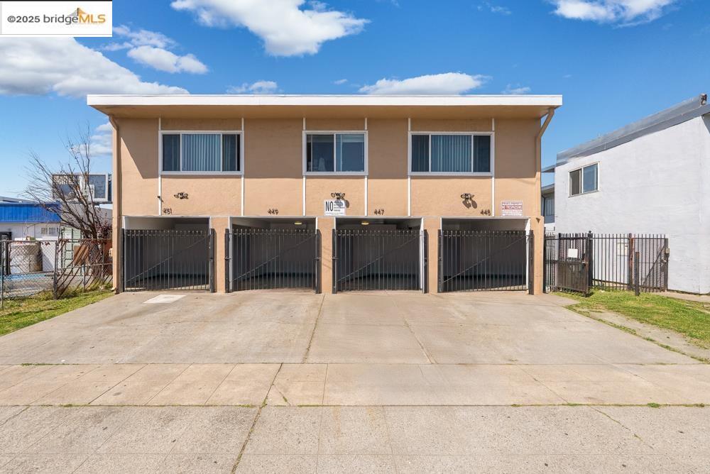 Front Image Thumbnail for EB41103828