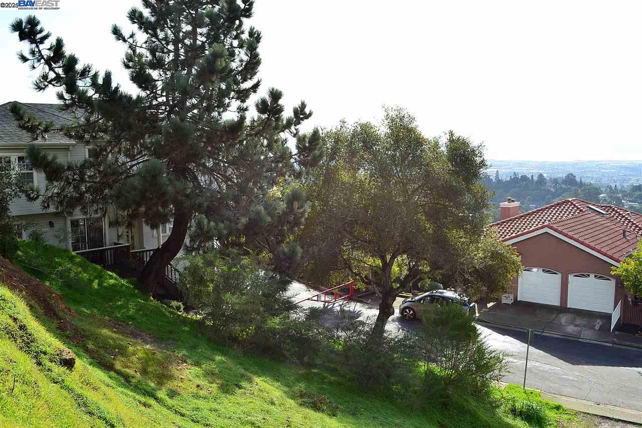 Detail Gallery Image 6 of 22 For 4320 Terrabella Way, Oakland,  CA 94619 - – Beds | – Baths