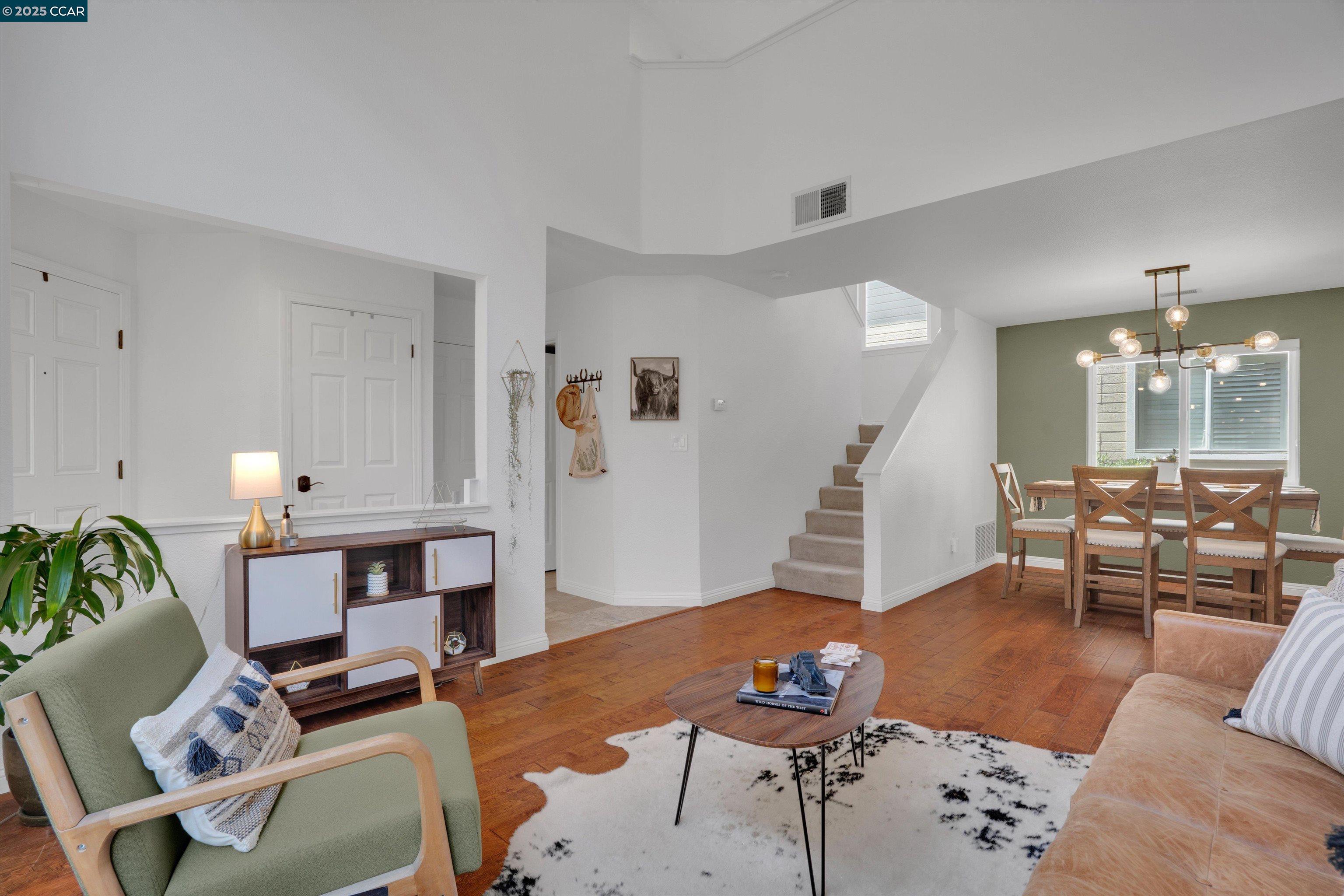 Detail Gallery Image 9 of 43 For 769 Bayshore St, Martinez,  CA 94553 - 4 Beds | 2/1 Baths