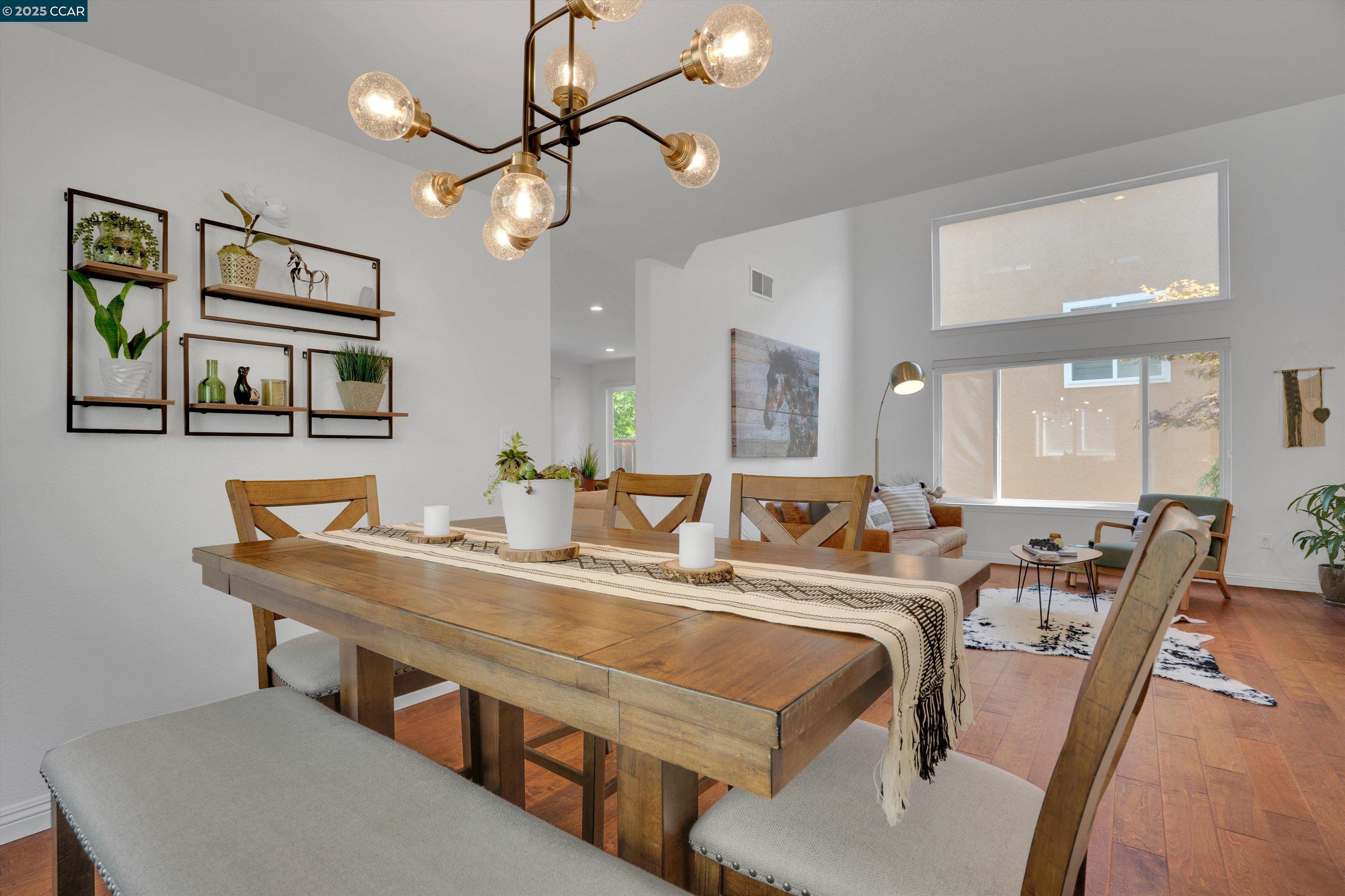 Detail Gallery Image 14 of 43 For 769 Bayshore St, Martinez,  CA 94553 - 4 Beds | 2/1 Baths