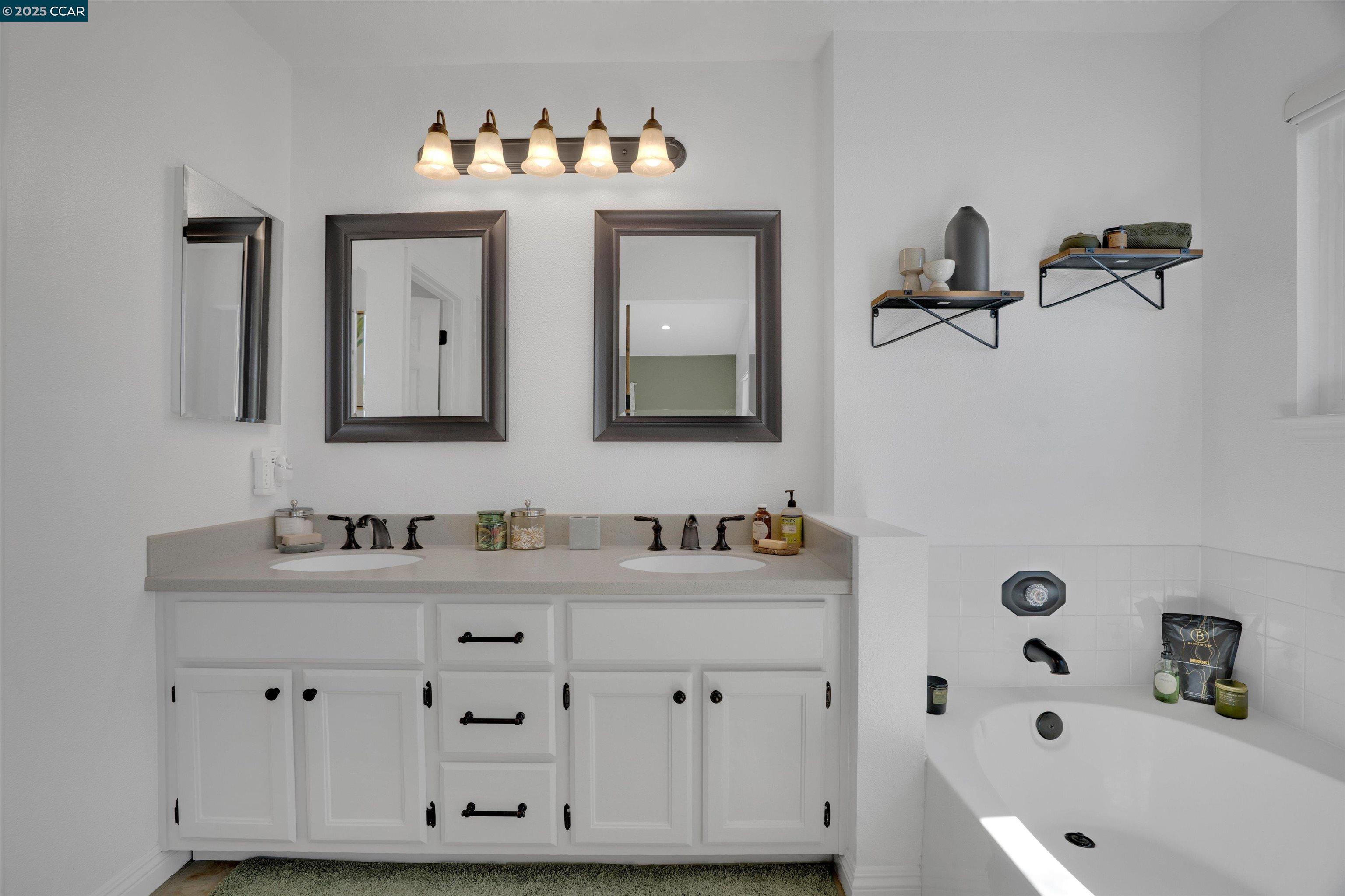 Detail Gallery Image 27 of 43 For 769 Bayshore St, Martinez,  CA 94553 - 4 Beds | 2/1 Baths
