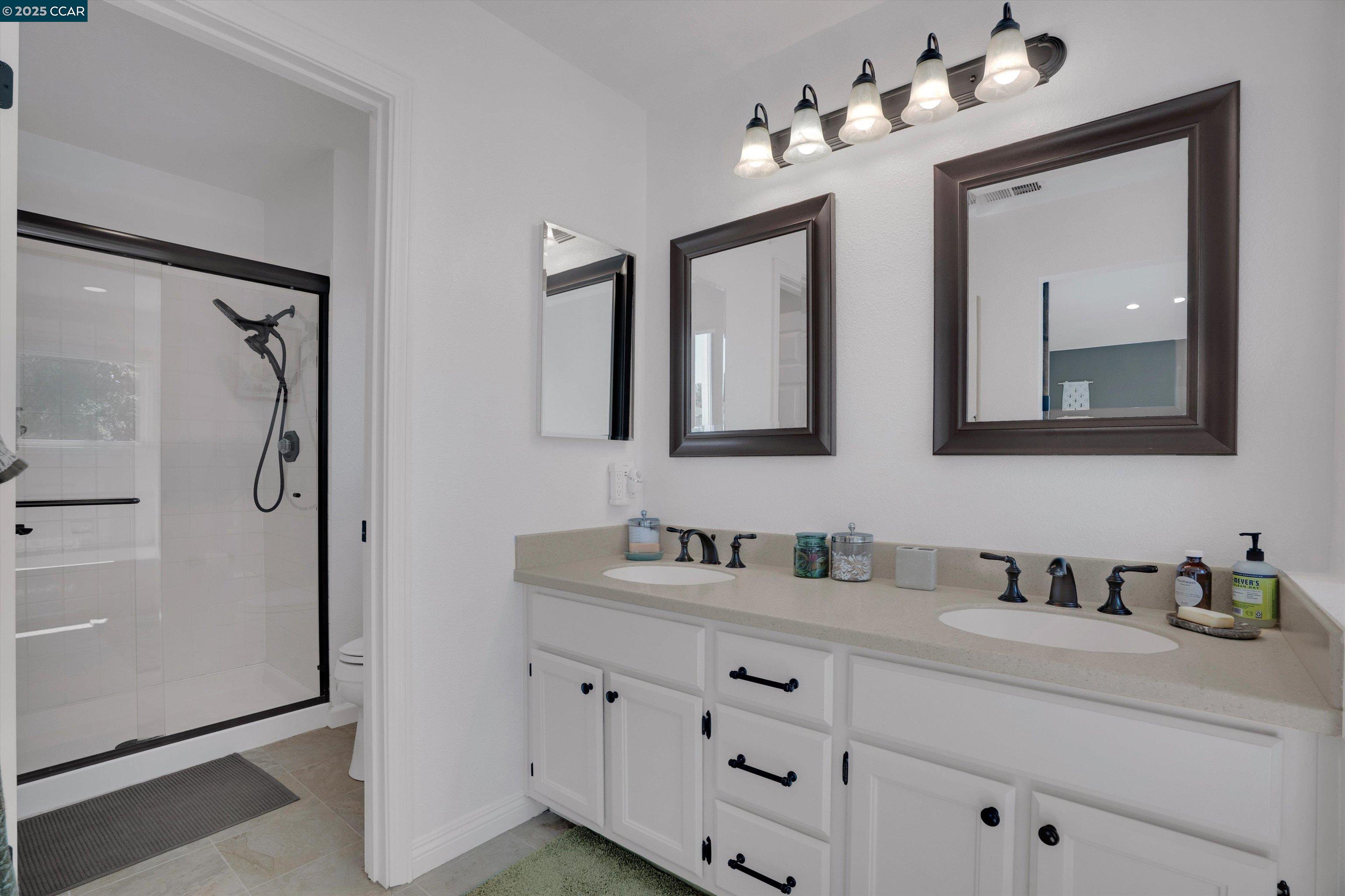 Detail Gallery Image 28 of 43 For 769 Bayshore St, Martinez,  CA 94553 - 4 Beds | 2/1 Baths