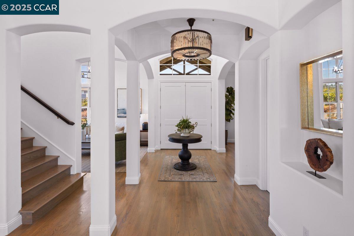 Detail Gallery Image 16 of 31 For 97 Oak Rd, Orinda,  CA 94563 - 4 Beds | 3/1 Baths