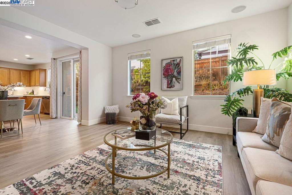 Detail Gallery Image 19 of 59 For 3705 Edgecomb Ct, Dublin,  CA 94568 - 4 Beds | 3 Baths