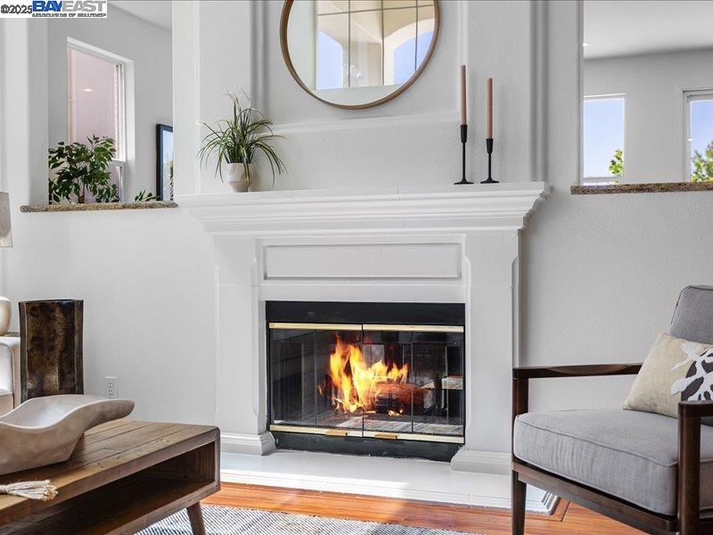 Detail Gallery Image 11 of 54 For 21042 Sherman Dr, Castro Valley,  CA 94552 - 3 Beds | 2/1 Baths