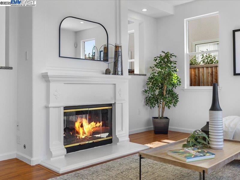 Detail Gallery Image 19 of 54 For 21042 Sherman Dr, Castro Valley,  CA 94552 - 3 Beds | 2/1 Baths