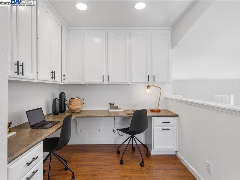 Detail Gallery Image 30 of 54 For 21042 Sherman Dr, Castro Valley,  CA 94552 - 3 Beds | 2/1 Baths