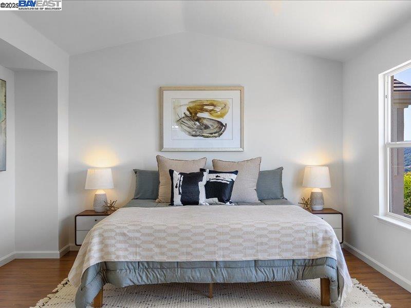 Detail Gallery Image 32 of 54 For 21042 Sherman Dr, Castro Valley,  CA 94552 - 3 Beds | 2/1 Baths