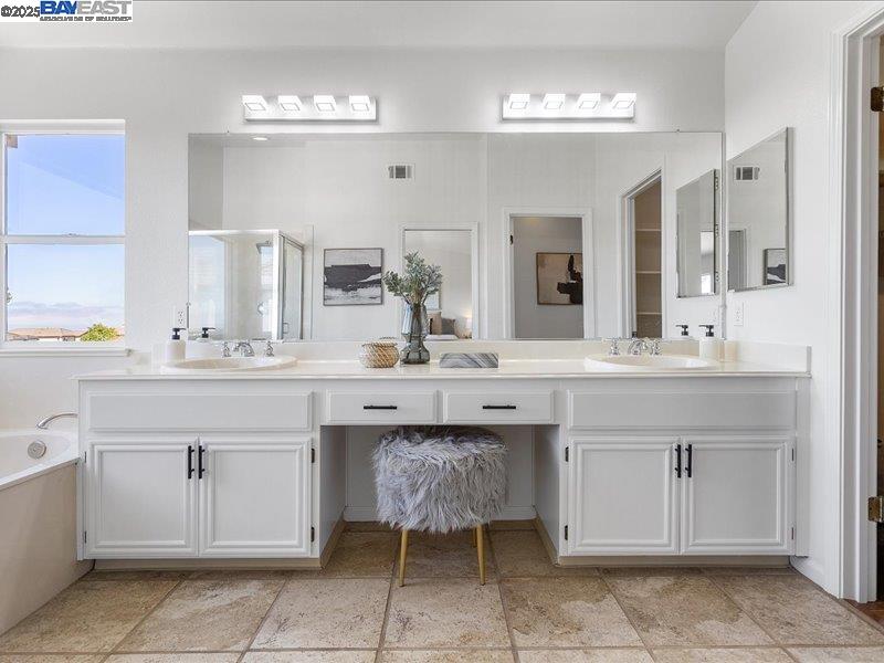 Detail Gallery Image 35 of 54 For 21042 Sherman Dr, Castro Valley,  CA 94552 - 3 Beds | 2/1 Baths