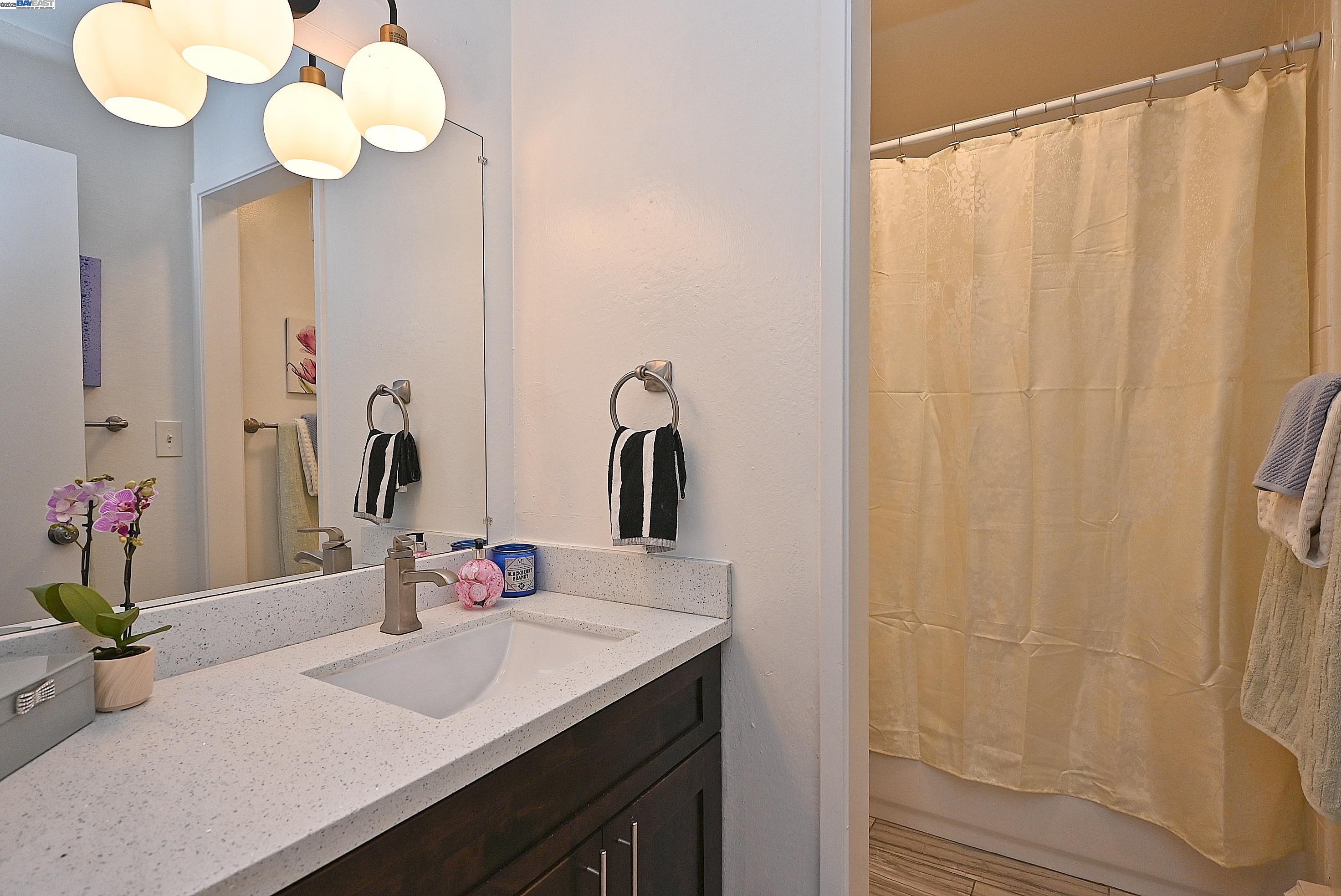 Photo #17: 41103836 Listing: Photo #17