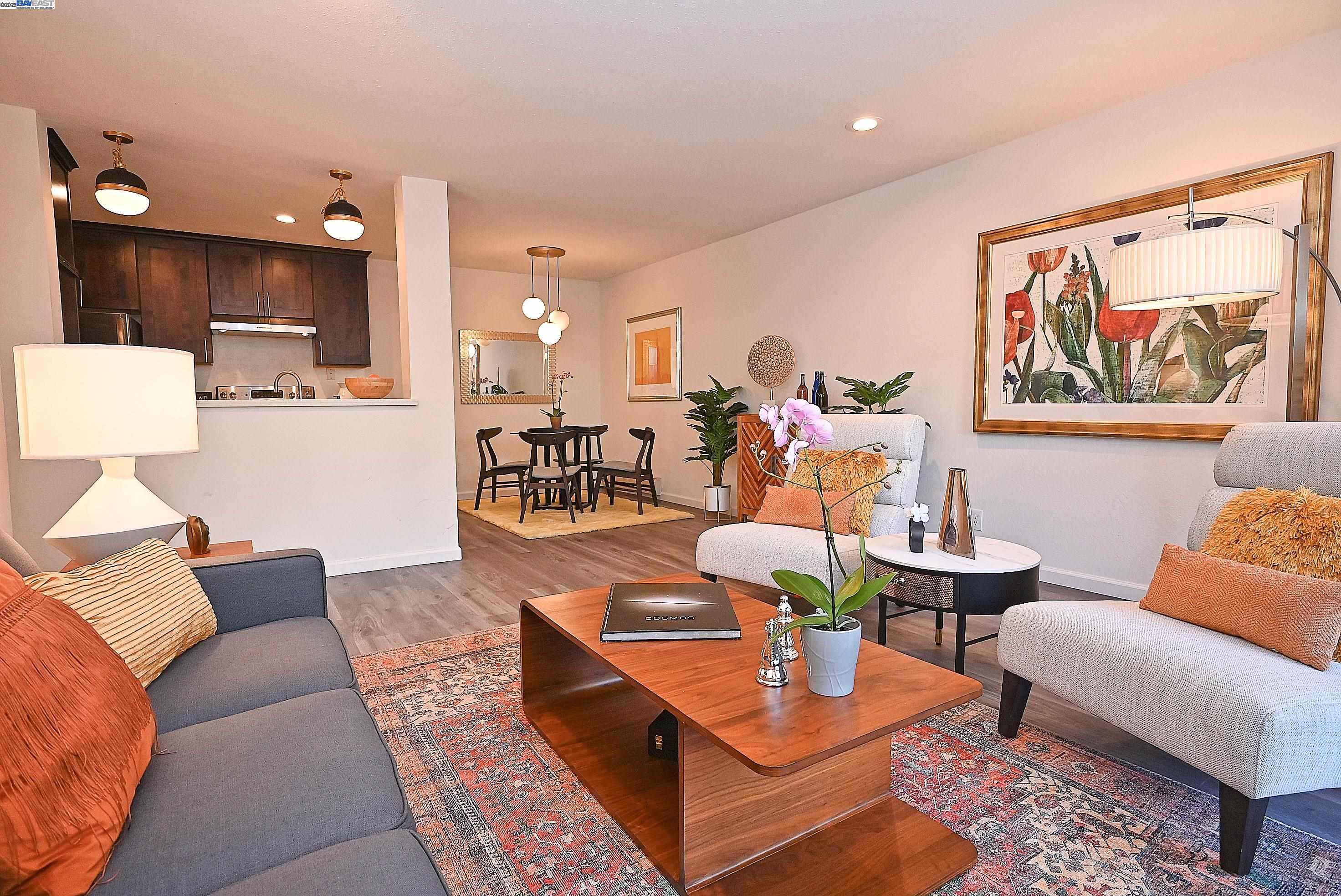 Photo #6: 41103836 Listing 
