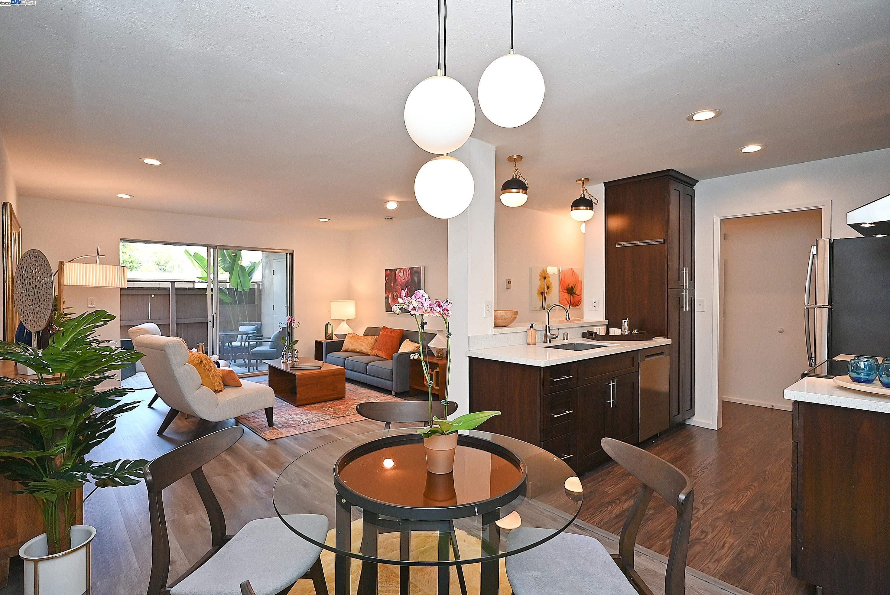 Photo #10: 41103836 Listing: Photo #10