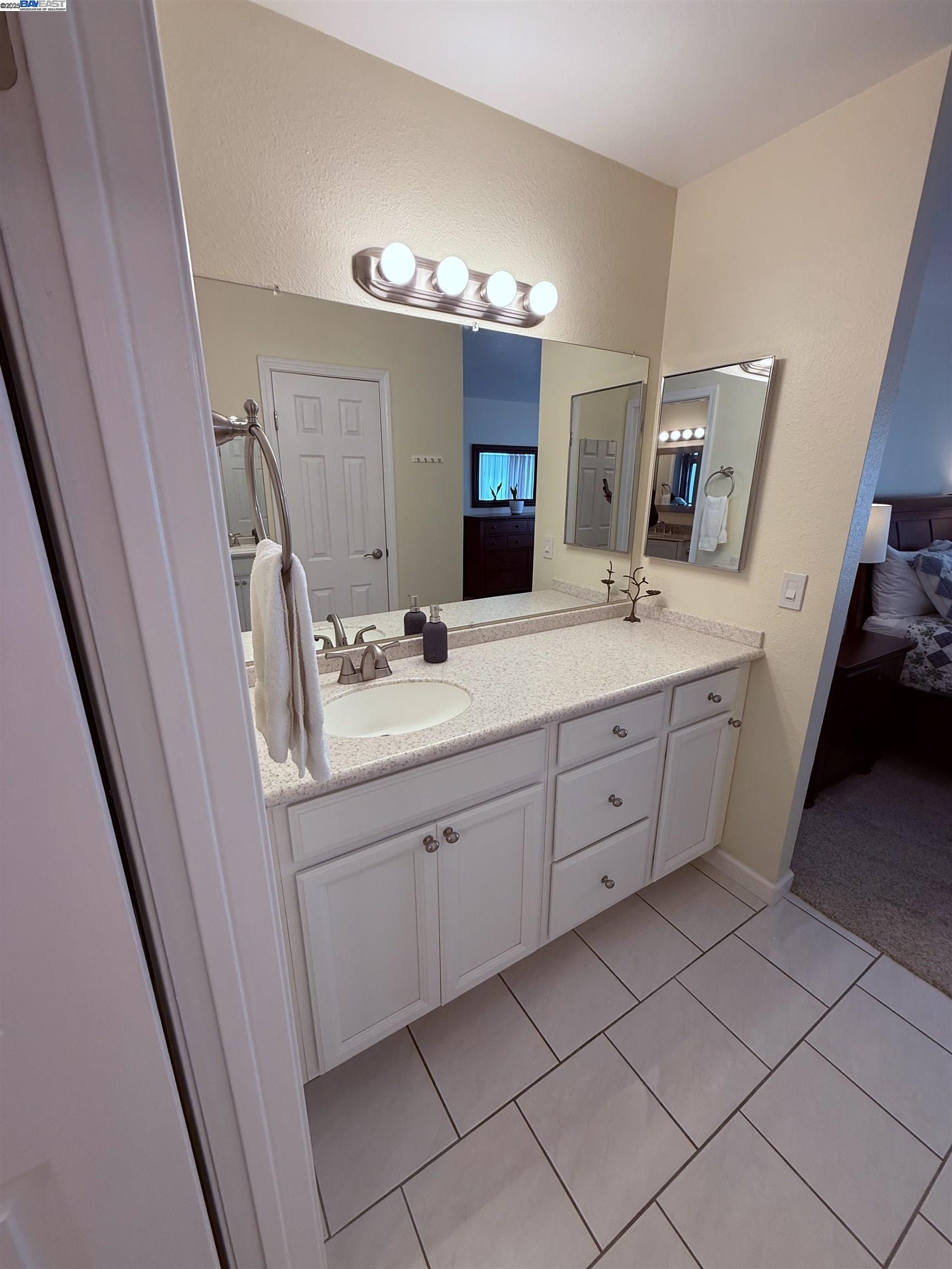 Photo #17: 41103838 Listing: Photo #17