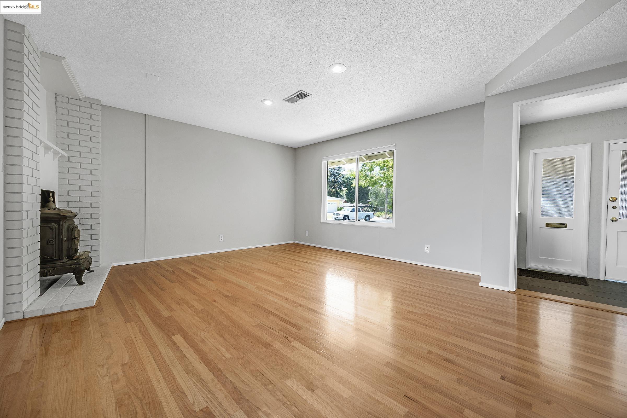 Detail Gallery Image 13 of 50 For Encanto, Walnut Creek,  CA 94597 - 3 Beds | 2 Baths